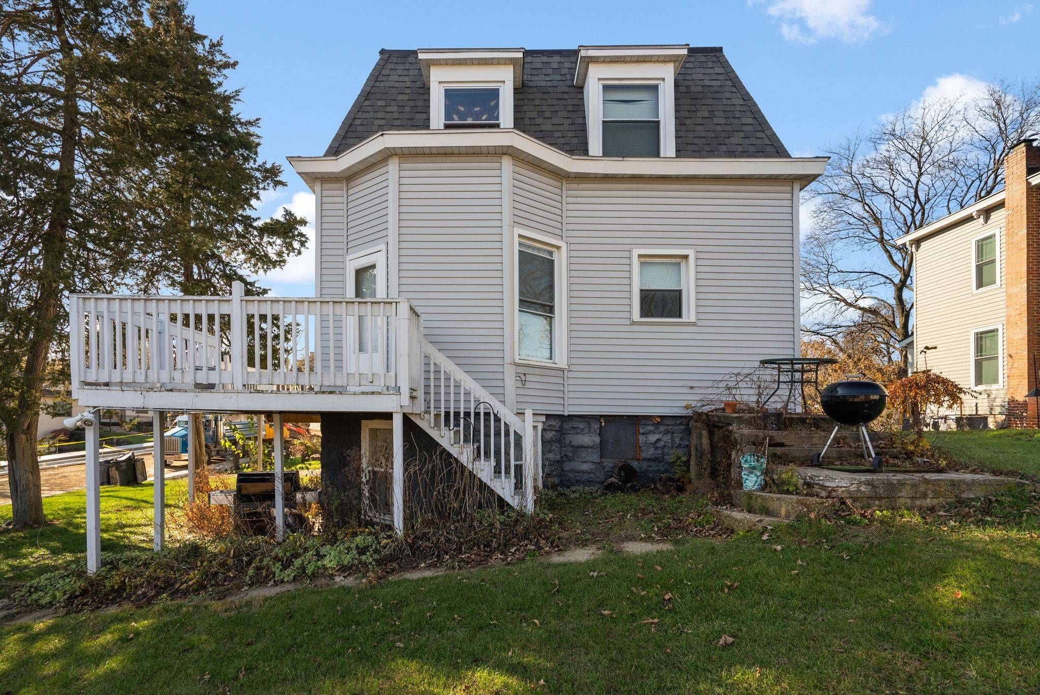 Stoughton, WI 53589,318 Mandt Parkway