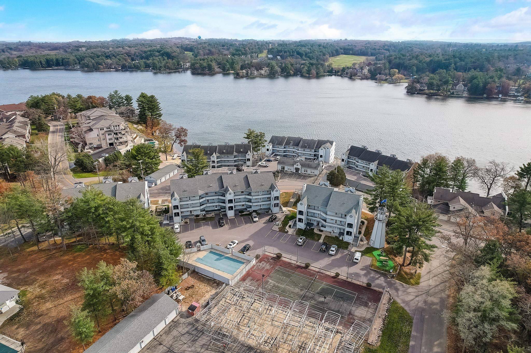 Wisconsin Dells, WI 53965,530 E Hiawatha Drive #102