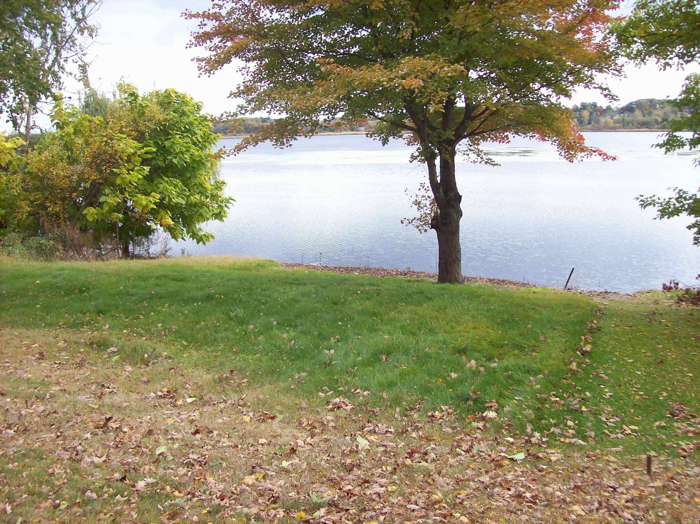 Packwaukee, WI 53953,W5874 Lake Street