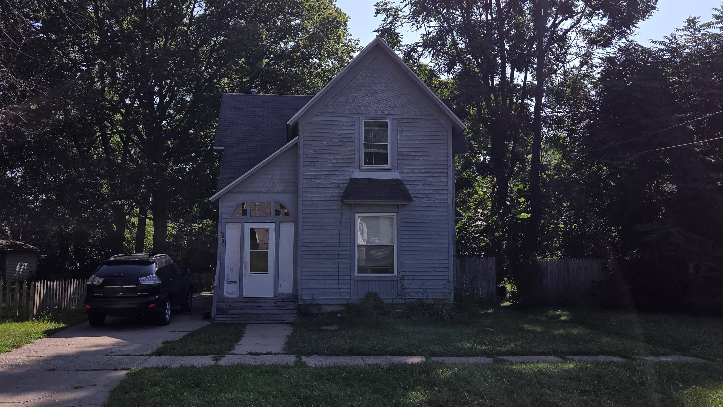 Beloit, WI 53511,1143 11th Street