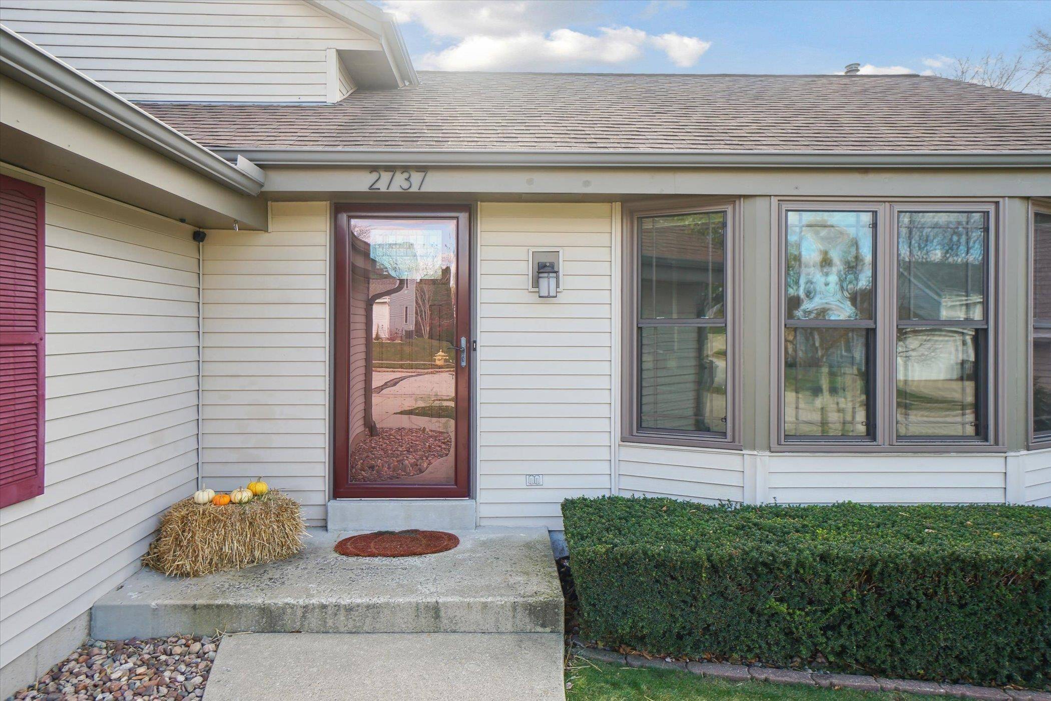 Waukesha, WI 53188,2737 Brighton Drive