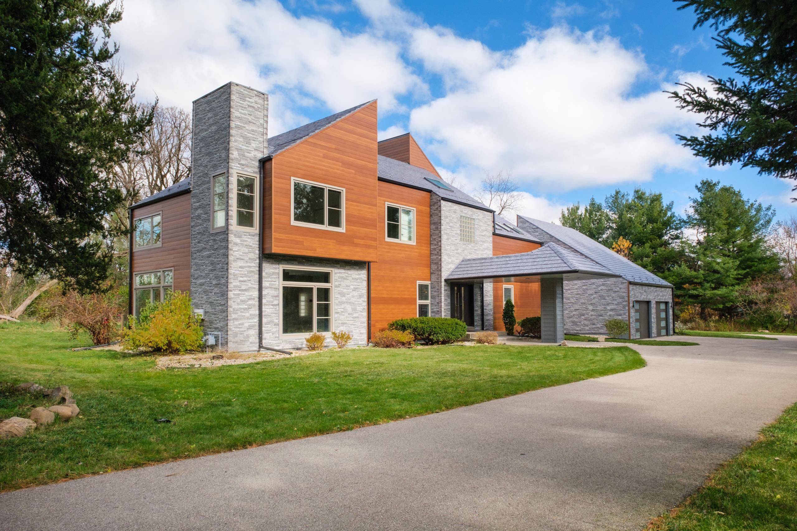 Middleton, WI 53562,4720 Sumac Road