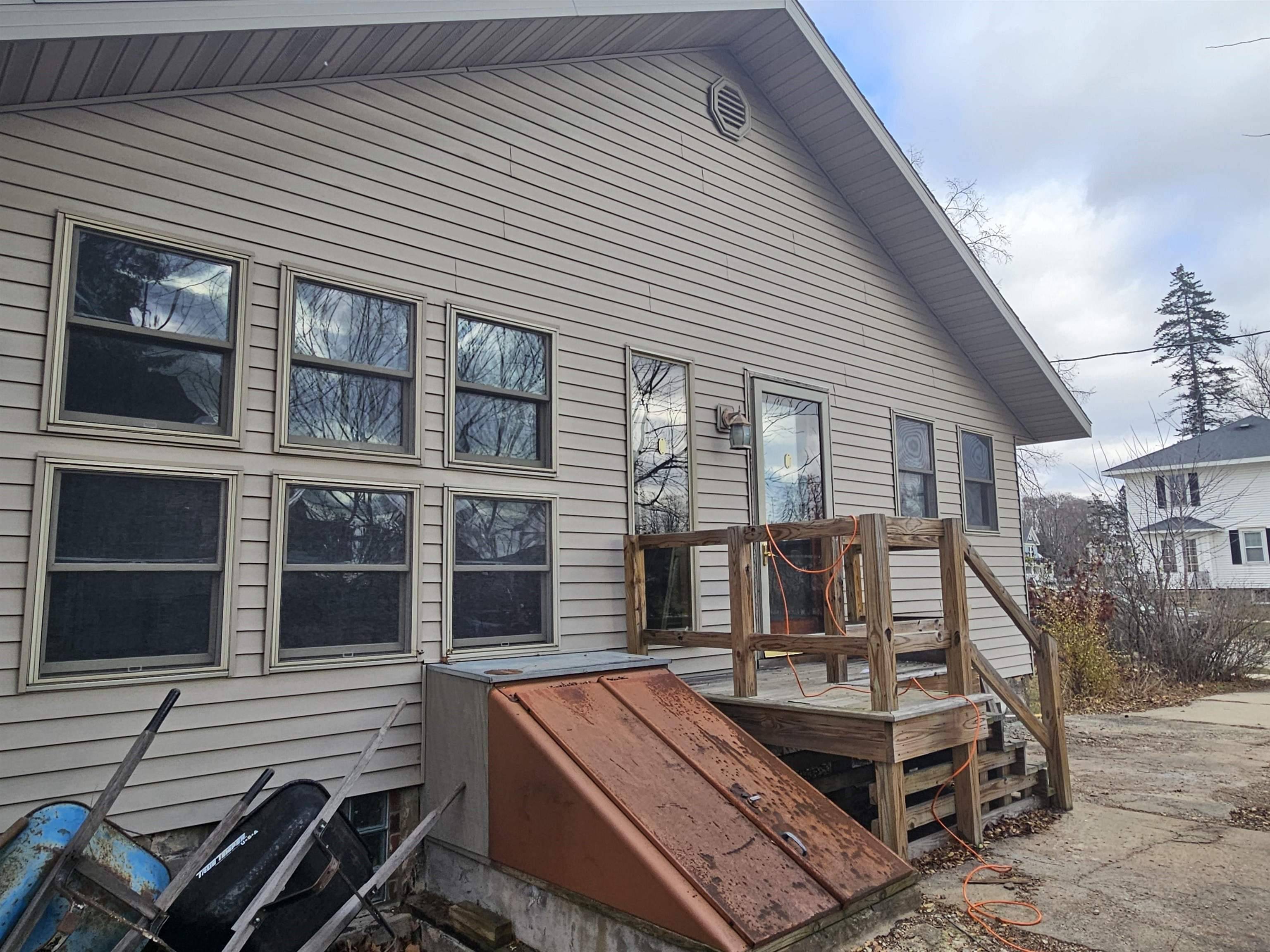Princeton, WI 54968,205 W Water Street