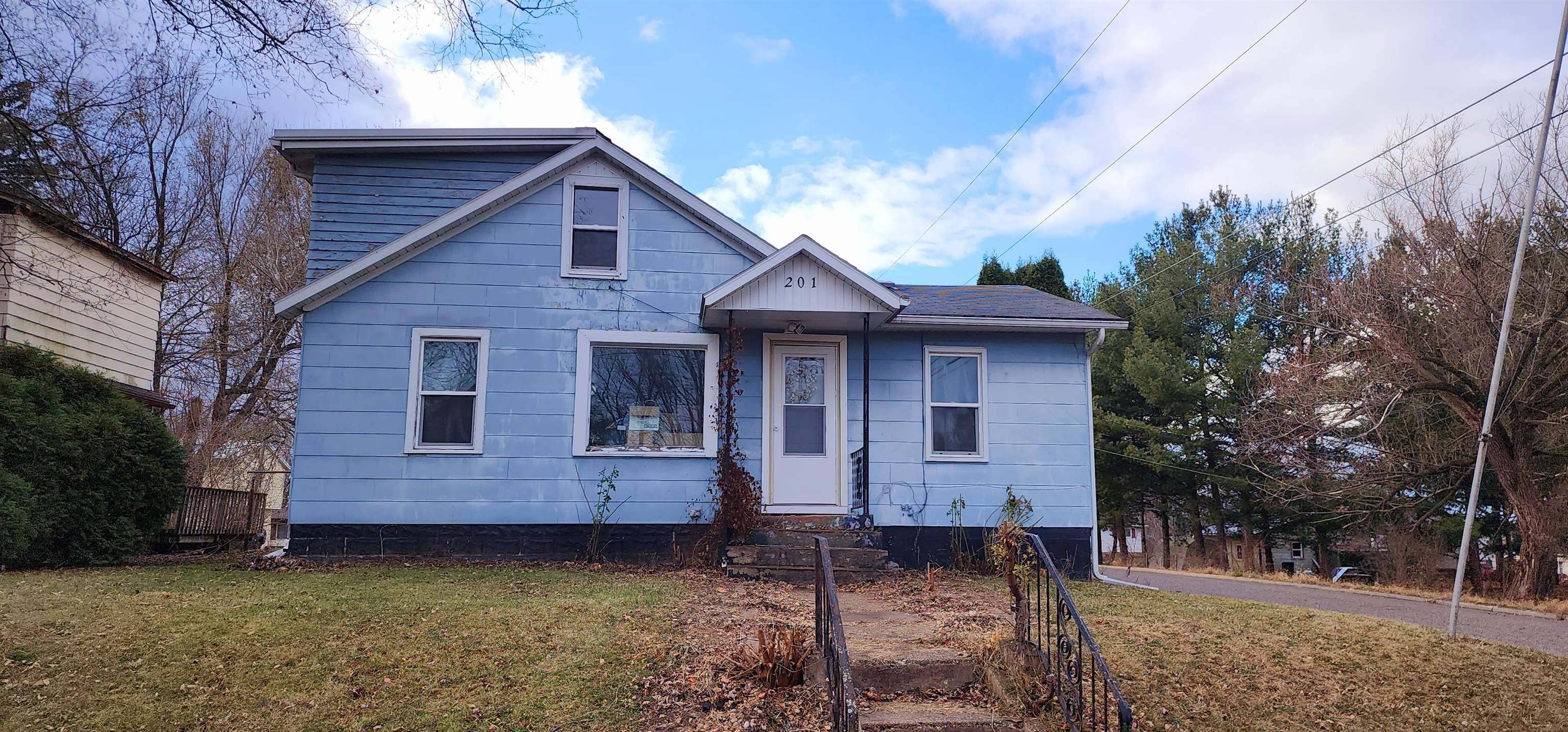 Mauston, WI 53948,201 Arlington Avenue