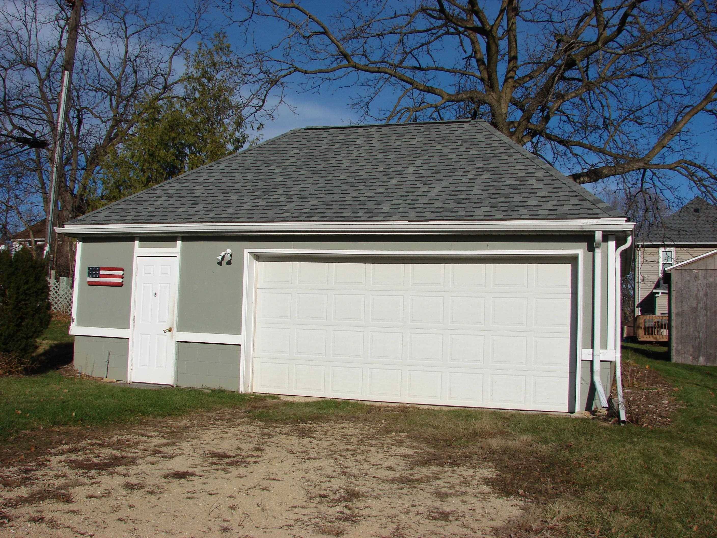 Ridgeway, WI 53582,107 Cretney Street