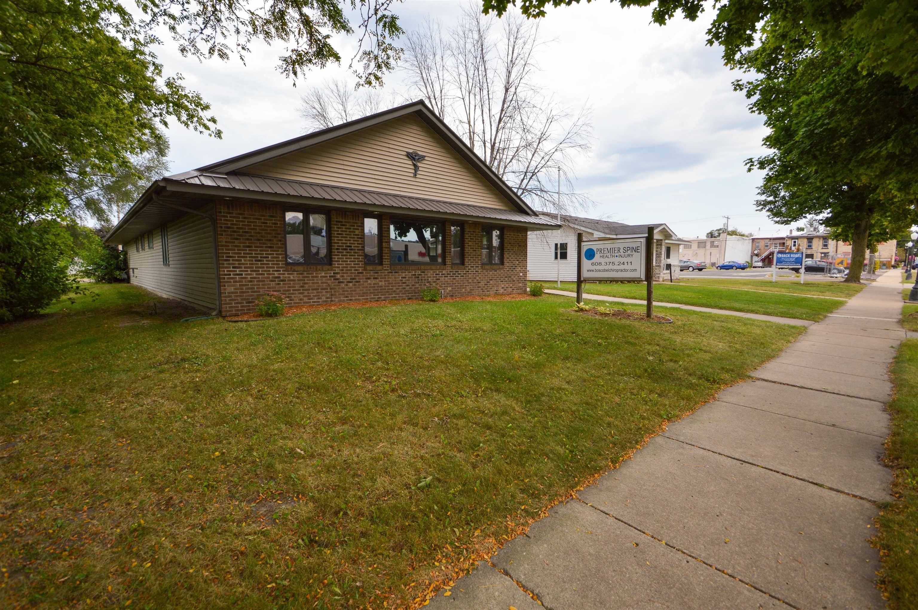 Boscobel, WI 53805,109 Oak Street