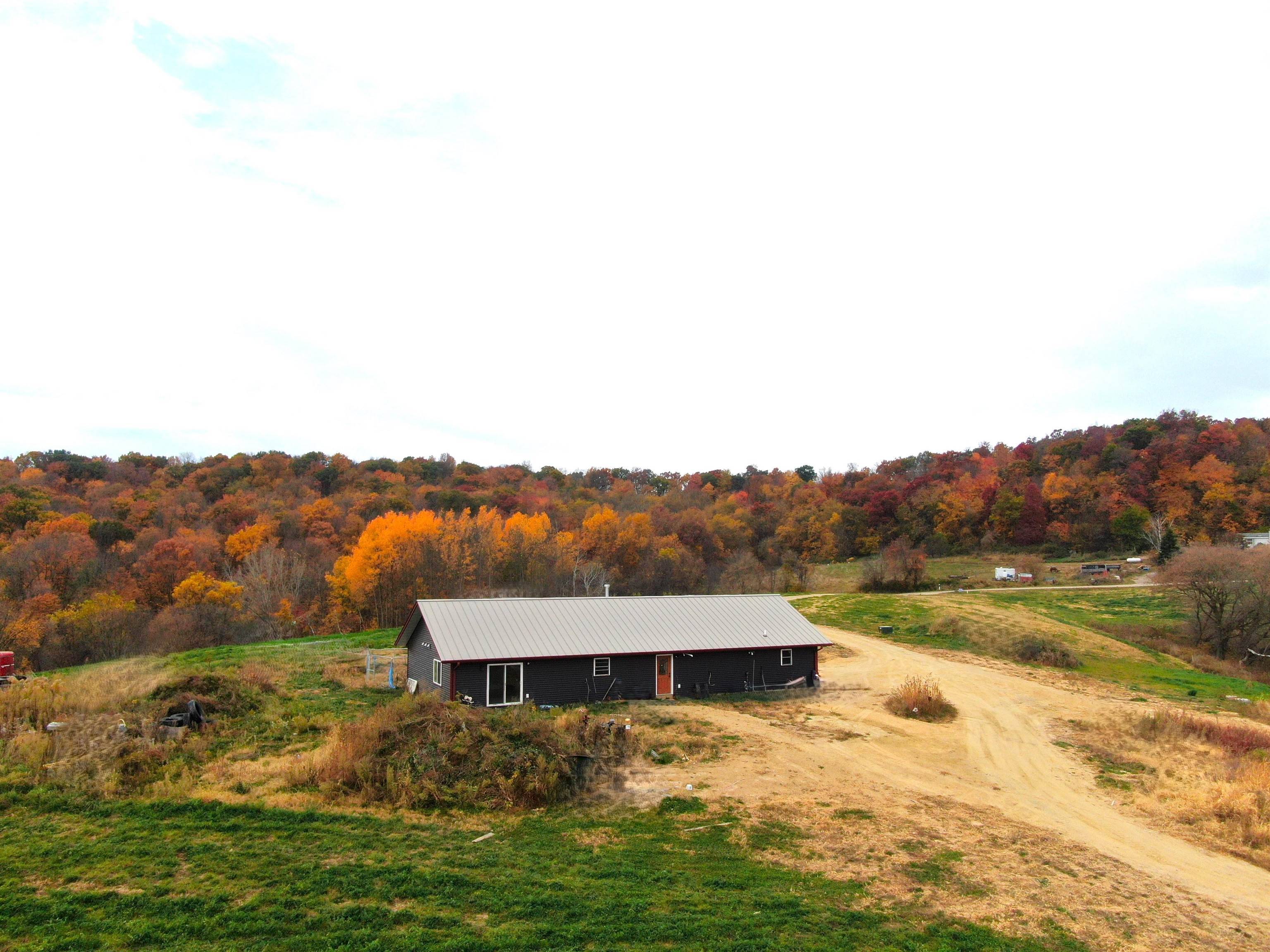 Wonewoc, WI 53968,W10864 Santas Loop Road