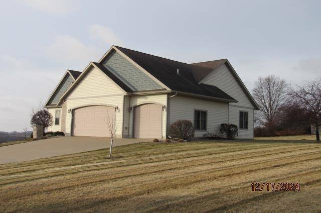 Viroqua, WI 54665-2240,1118 Crossing Meadows Drive