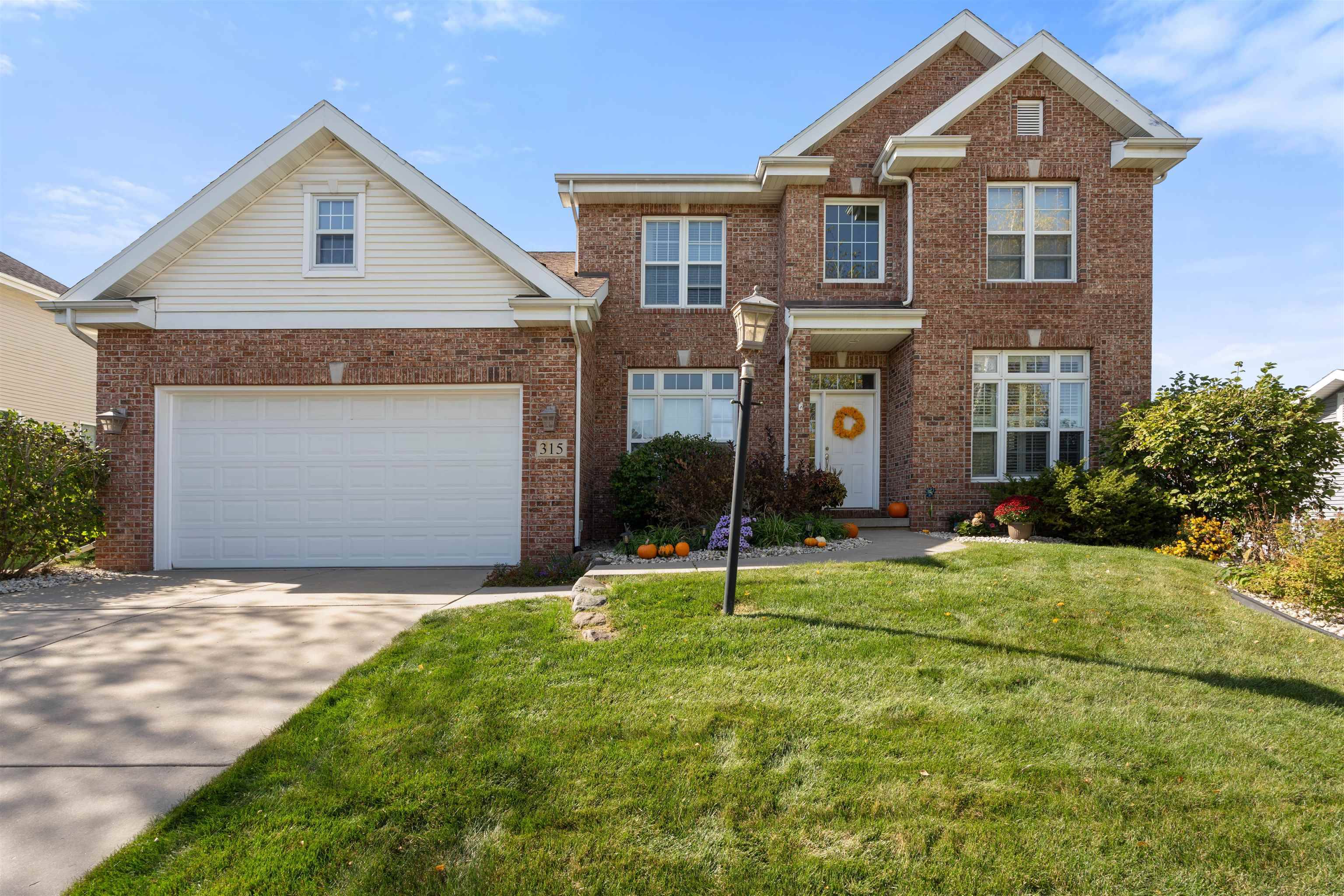 Oregon, WI 53575,315 Oakmont Street
