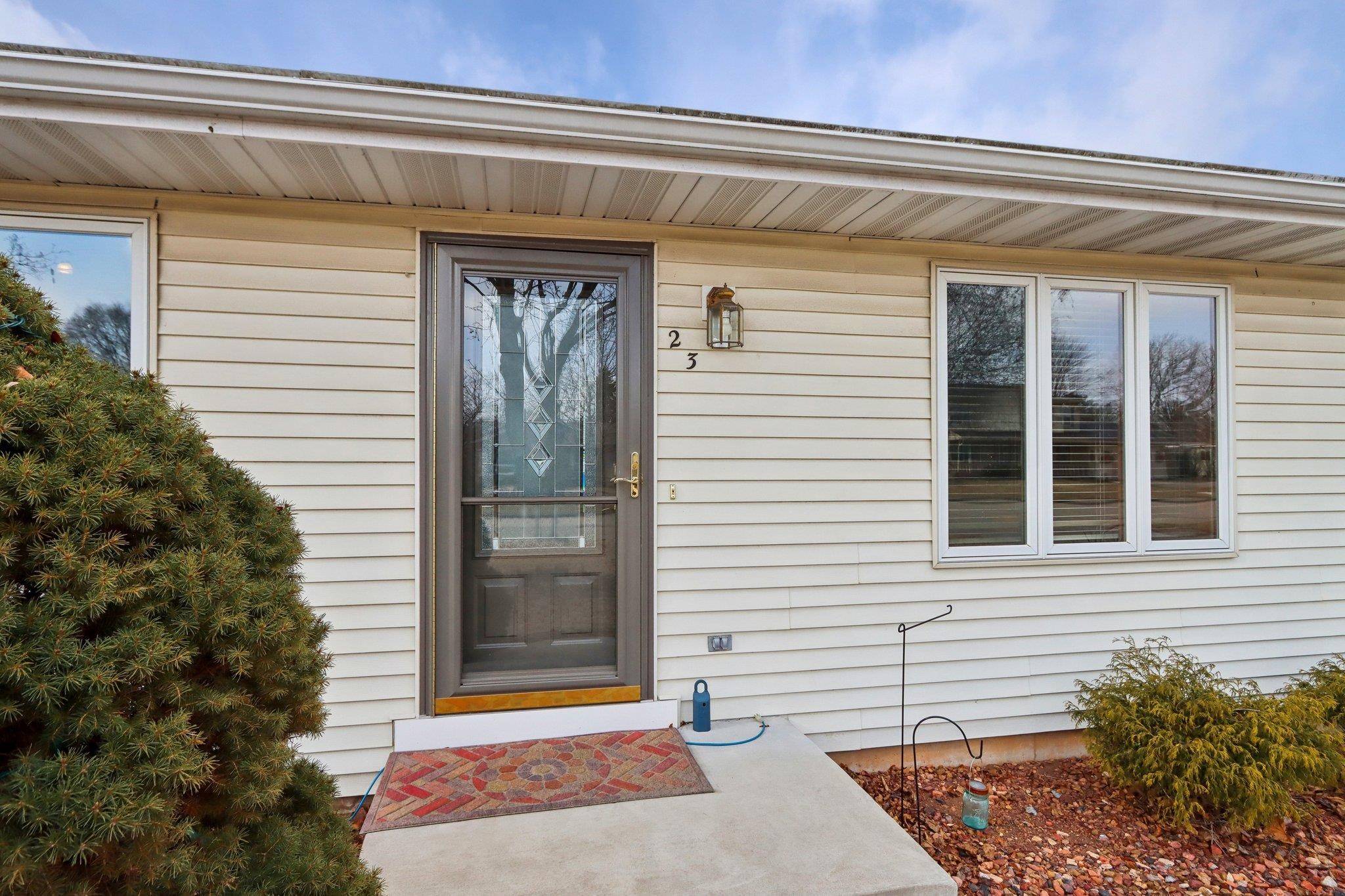 Prairie Du Sac, WI 53578,23 16th Street