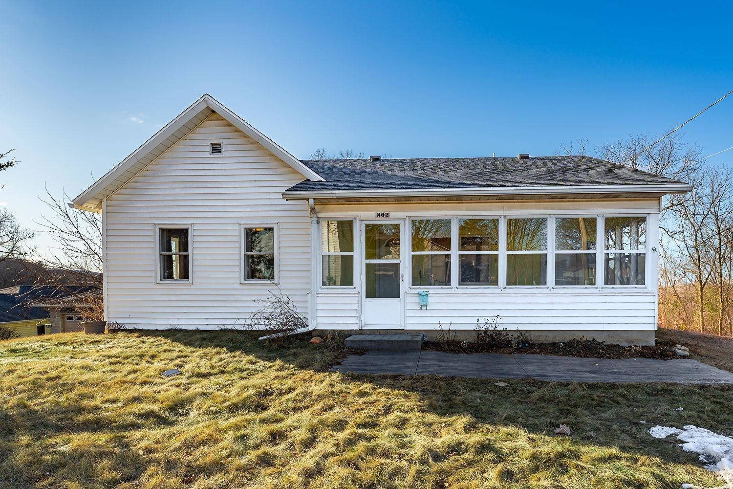 Baraboo, WI 53913,302 Quarry Street