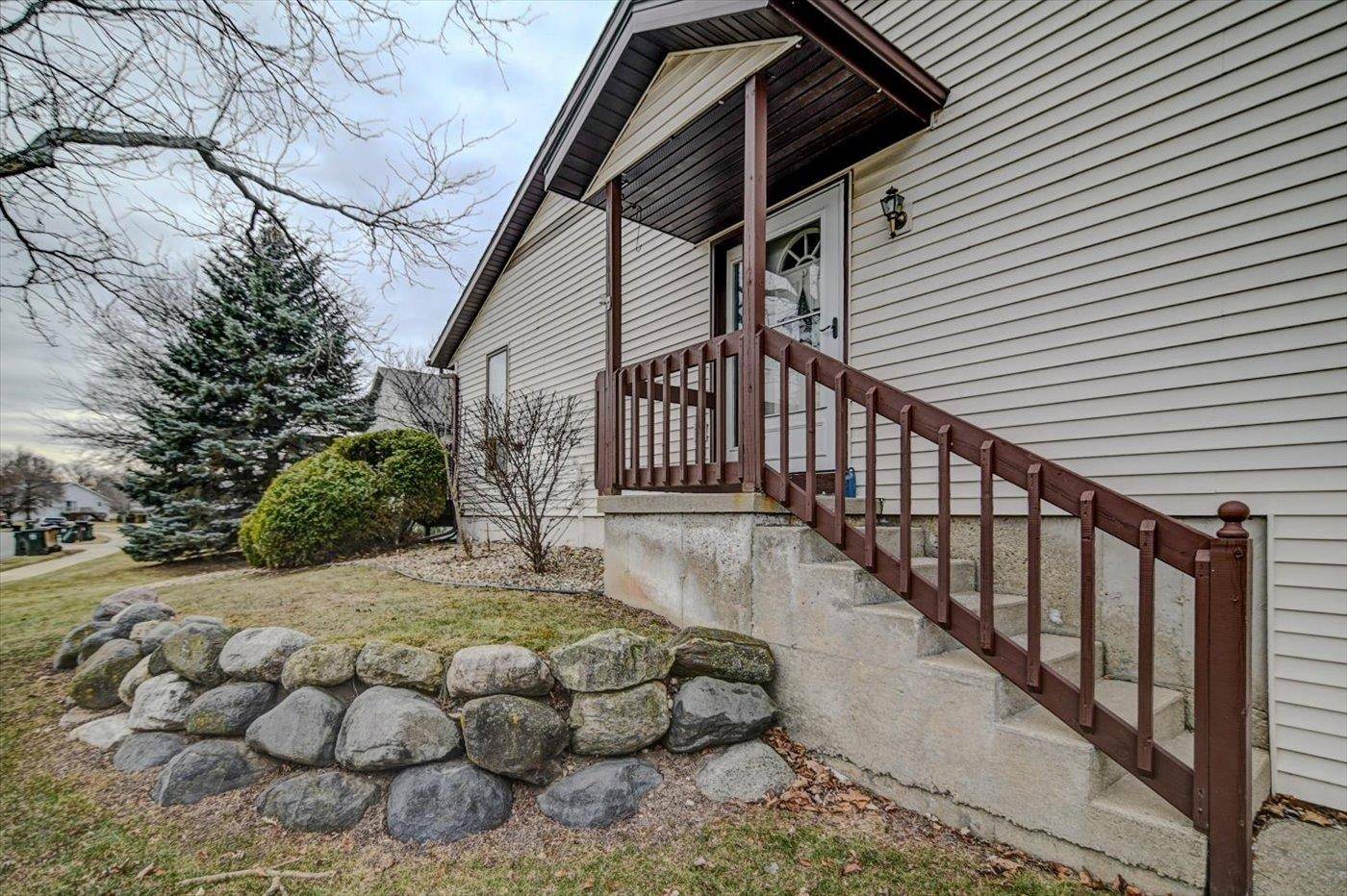 Sun Prairie, WI 53590,122 White Tail Drive