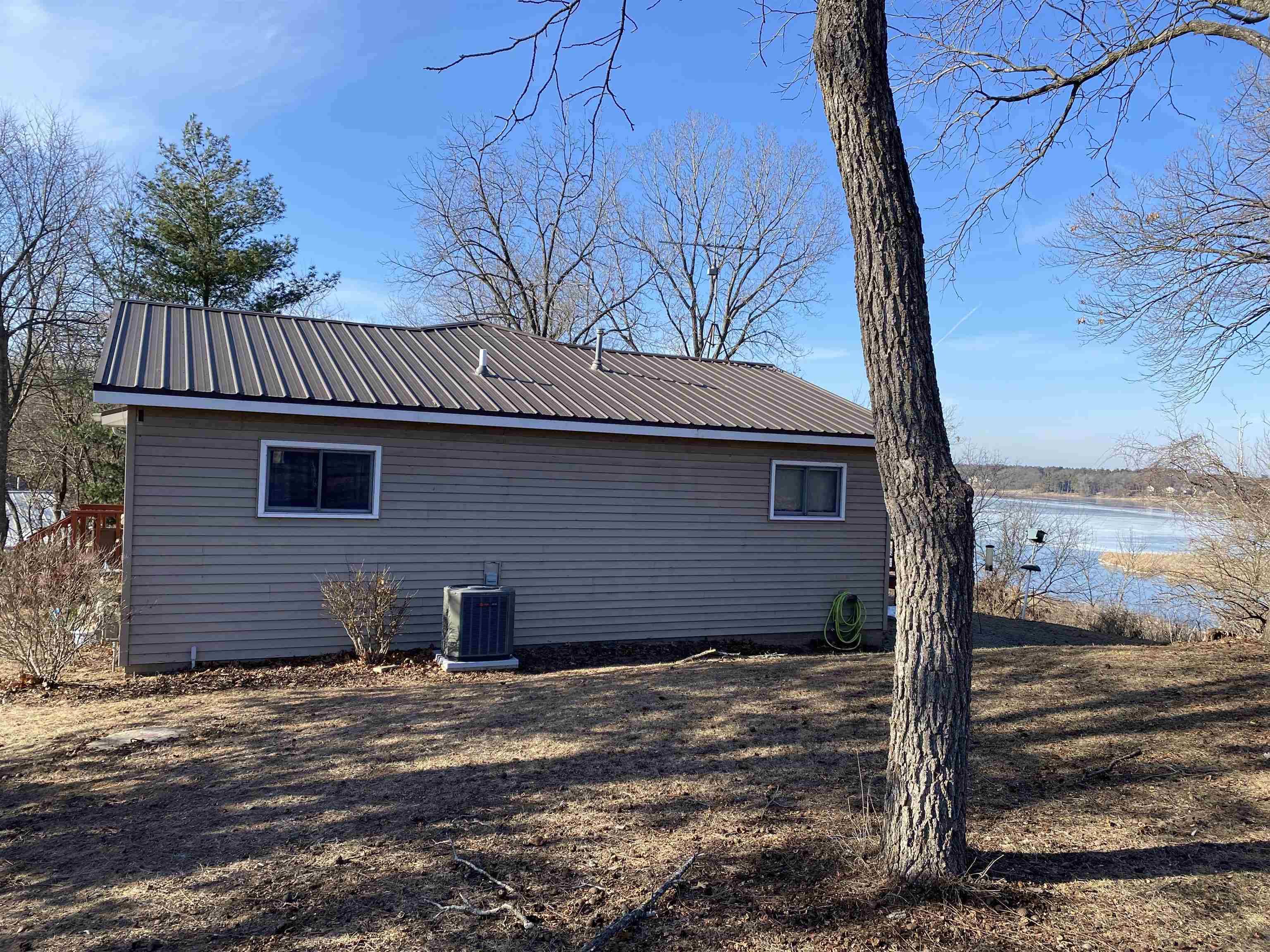 Montello, WI 53949,121 W Water Street