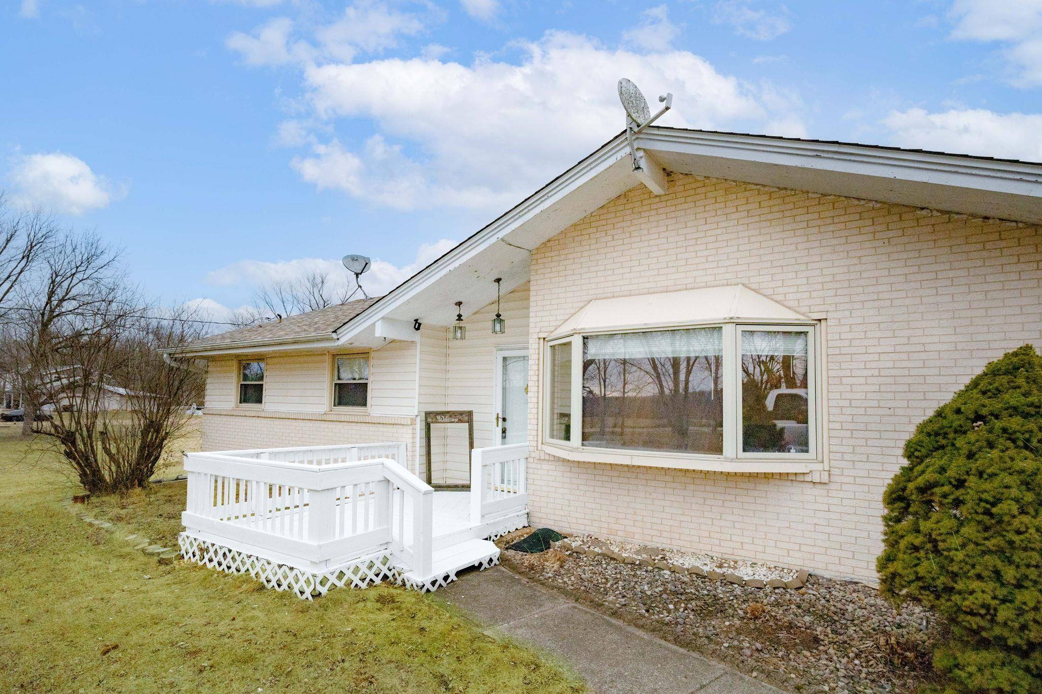 Rockford, IL 61102,6594 S Meridian Road