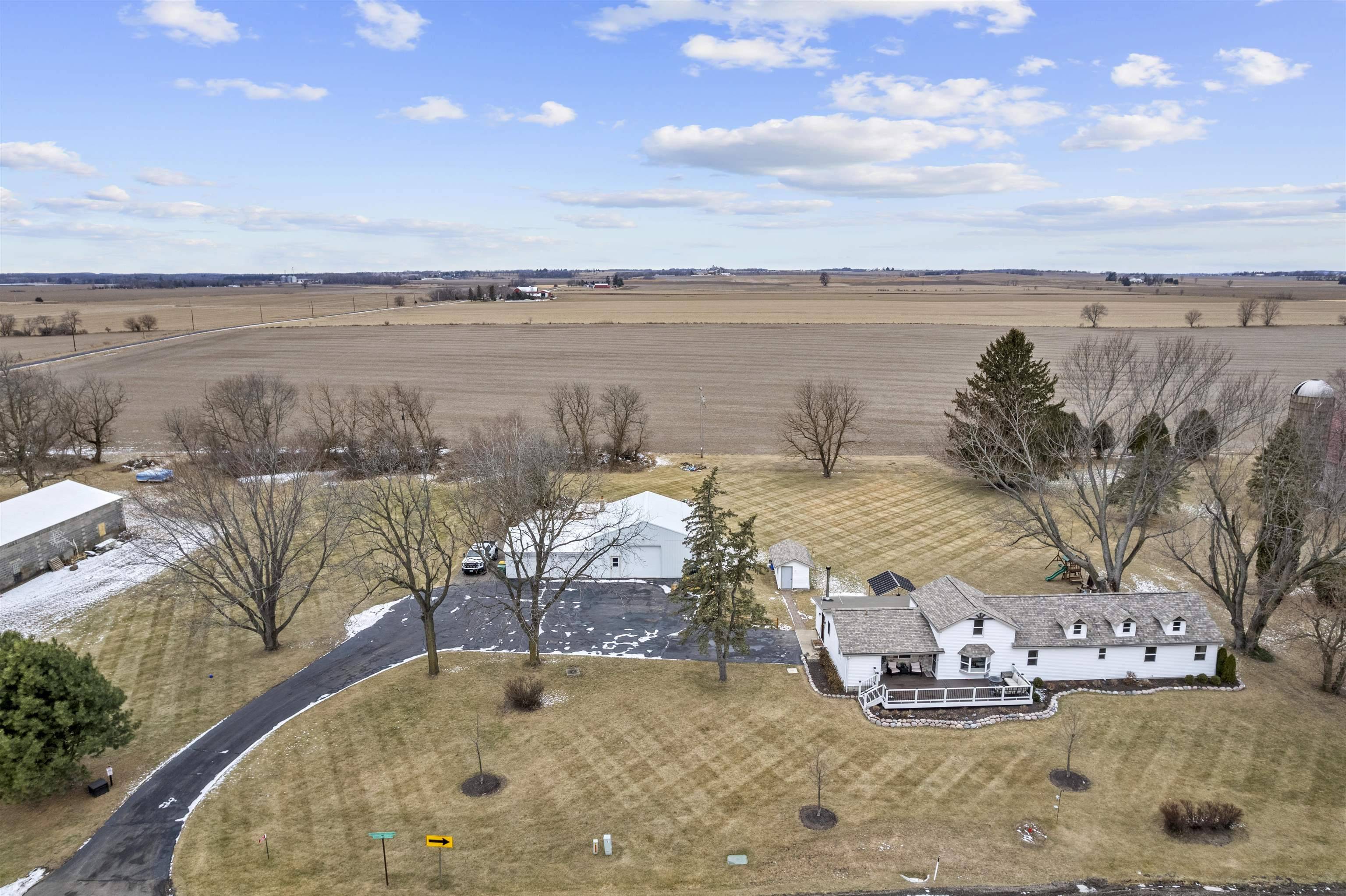 Darien, WI 53114,13563 E Bradford Town Hall Road