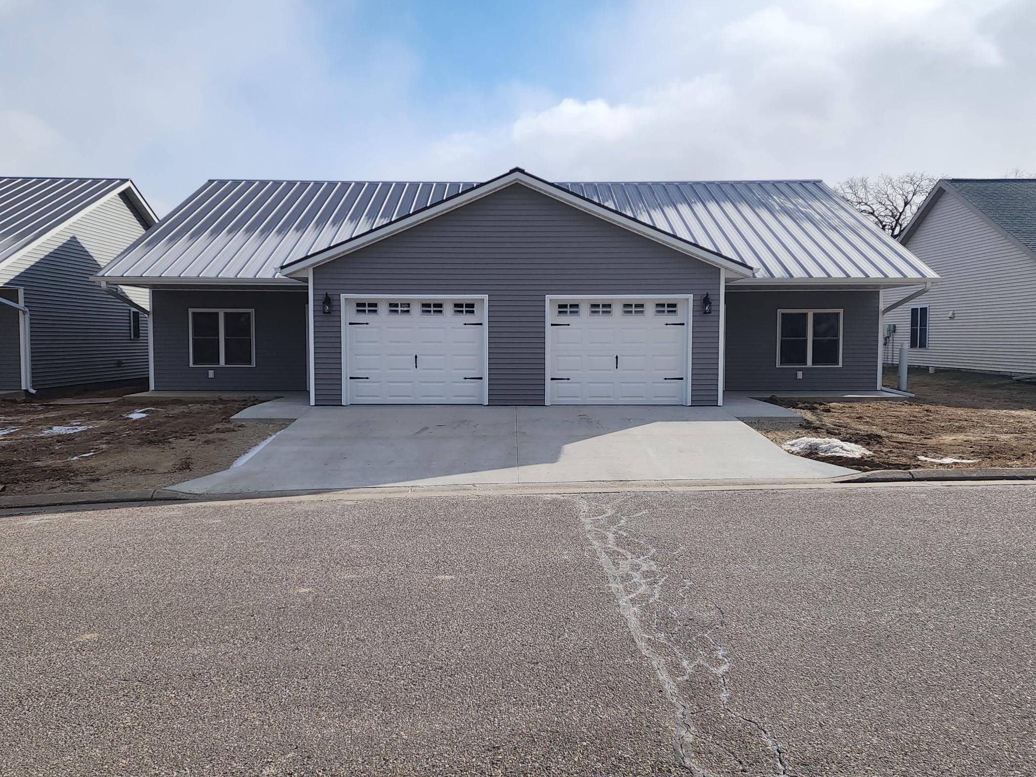 Hillsboro, WI 54634,713 Salsbery Circle #2