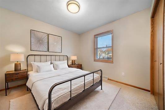 Oshkosh, WI 54904,3200 Mockingbird Way