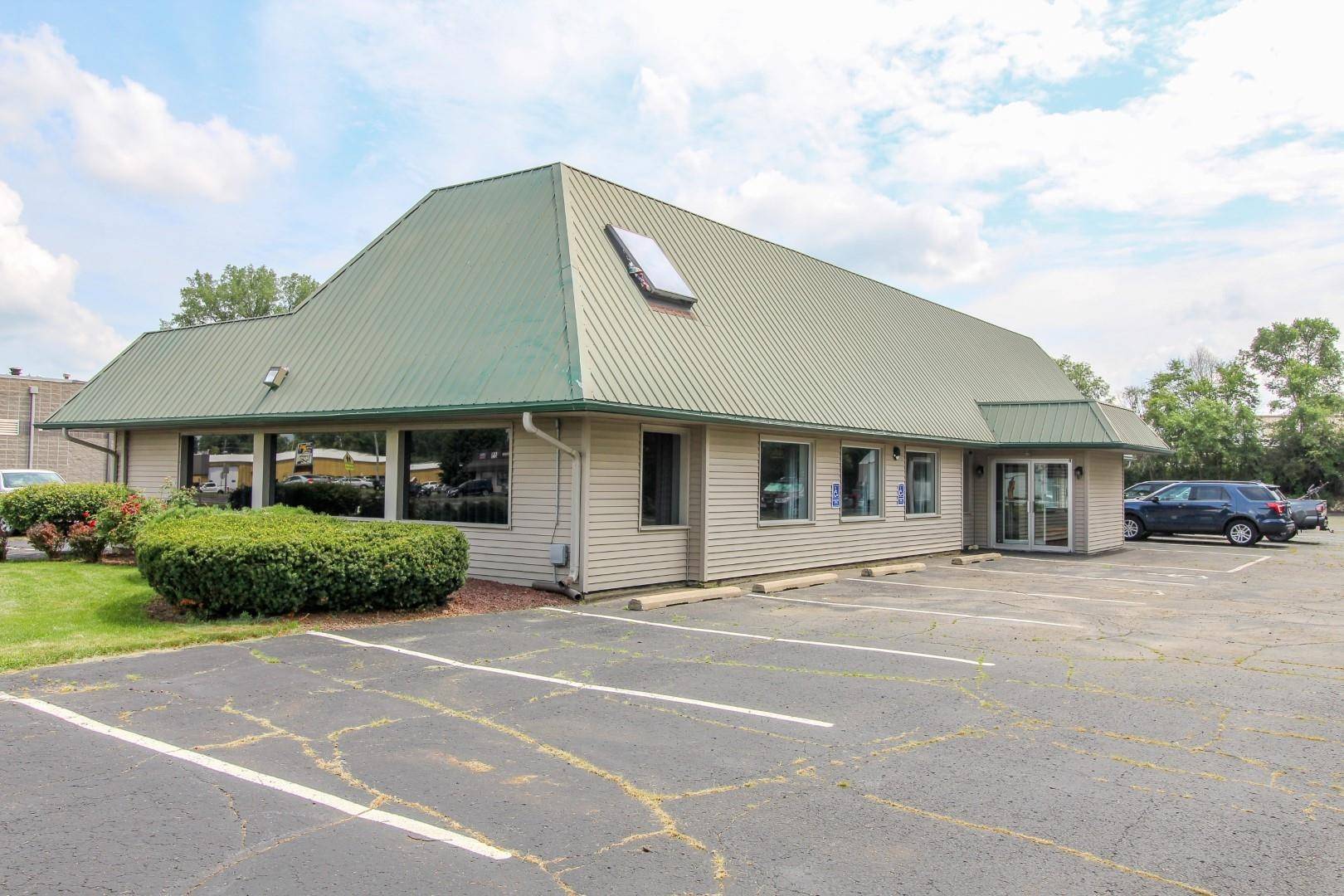 Fort Atkinson, WI 53538,1525 Janesville Avenue