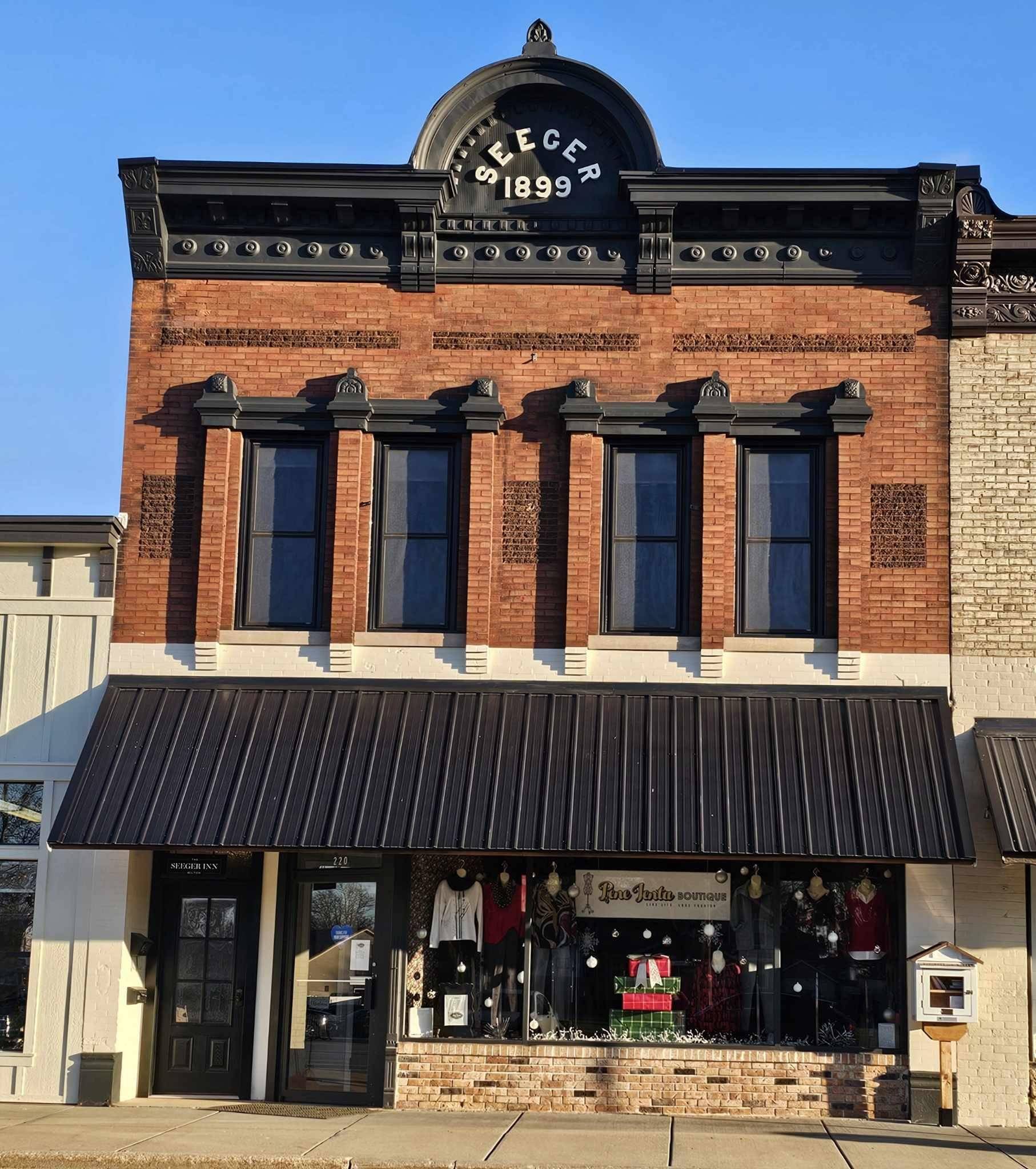 Milton, WI 53563,220 Merchant Row