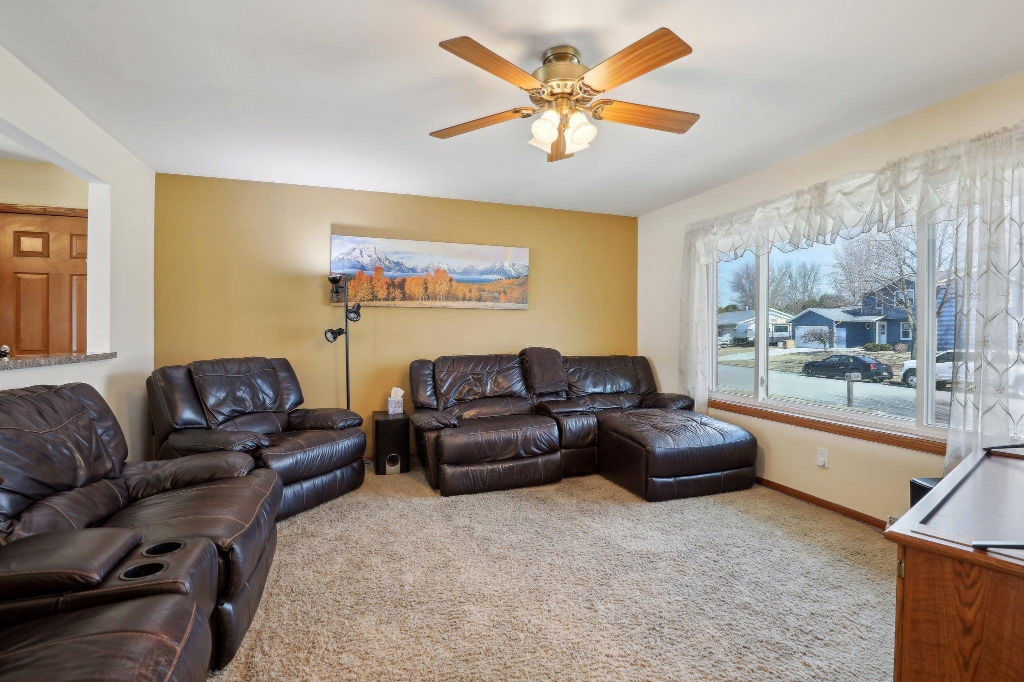 Waunakee, WI 53597,1015 Eric Lane