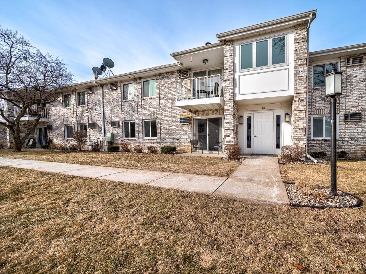 Madison, WI 53717,96 Ponwood Circle #A