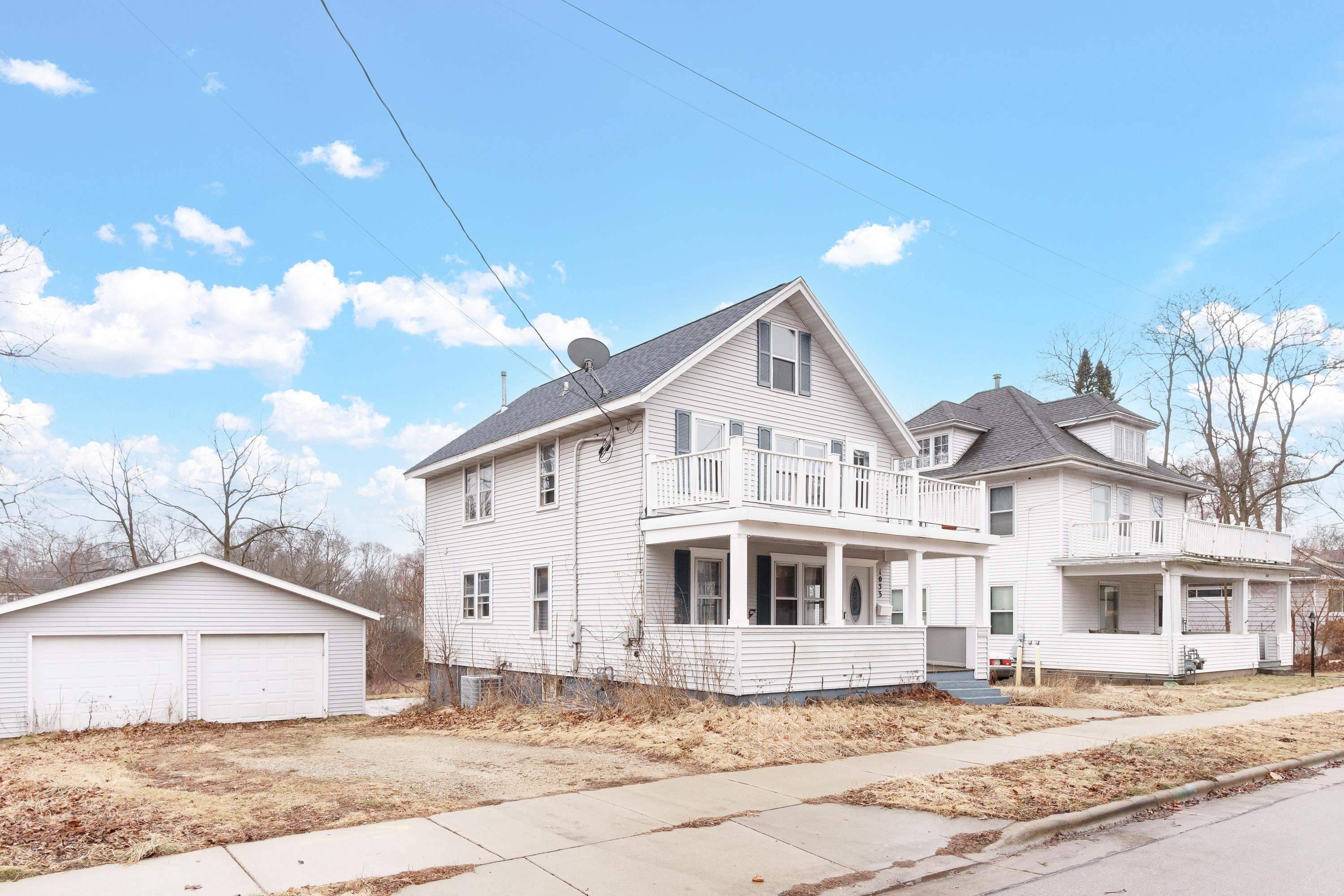 Stoughton, WI 53589,1033 Vernon Street