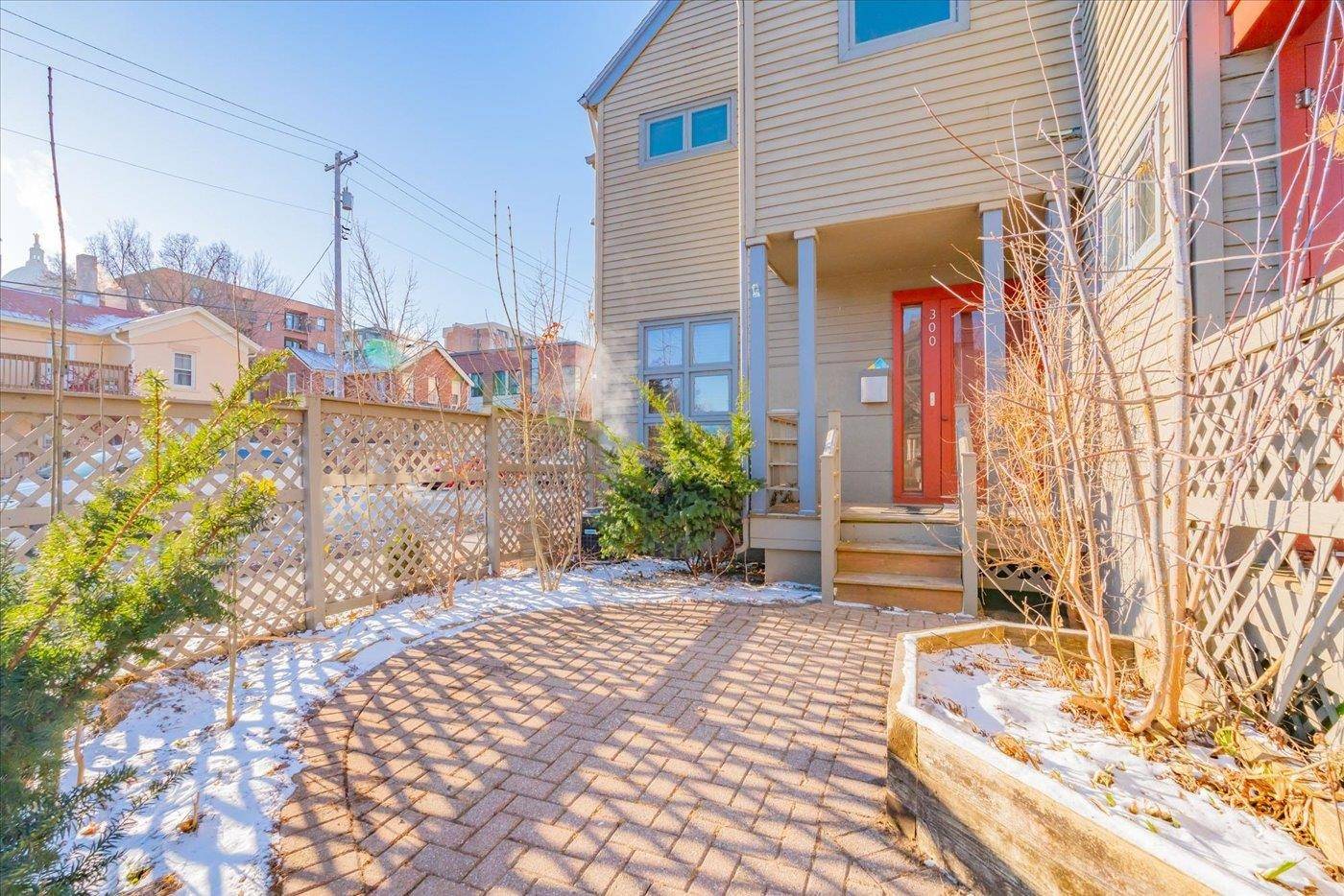 Madison, WI 53703,300 N Pinckney Street