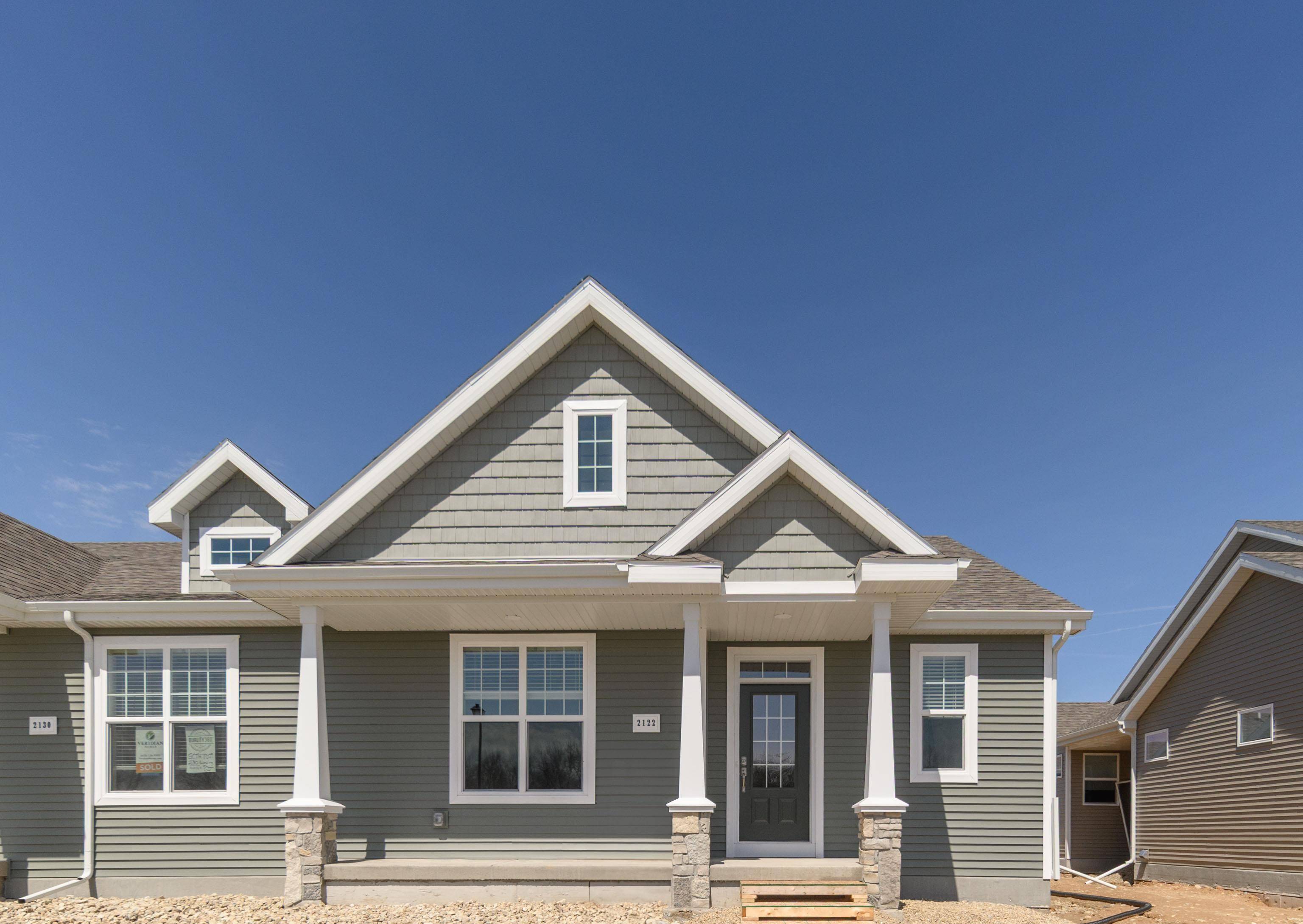 Sun Prairie, WI 53590,2122 Winding Stream Way