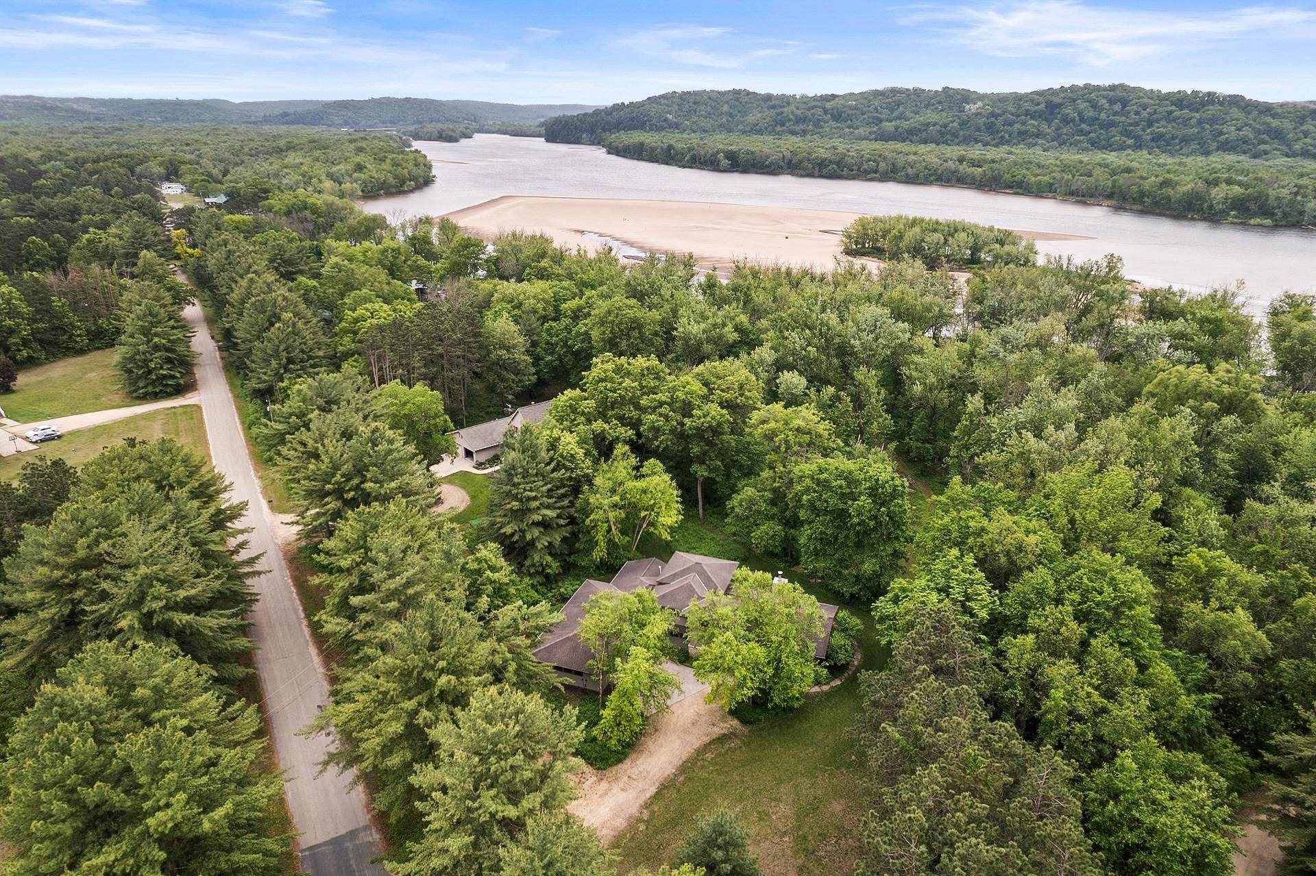 Spring Green, WI 53588,E4725 Riverside Drive