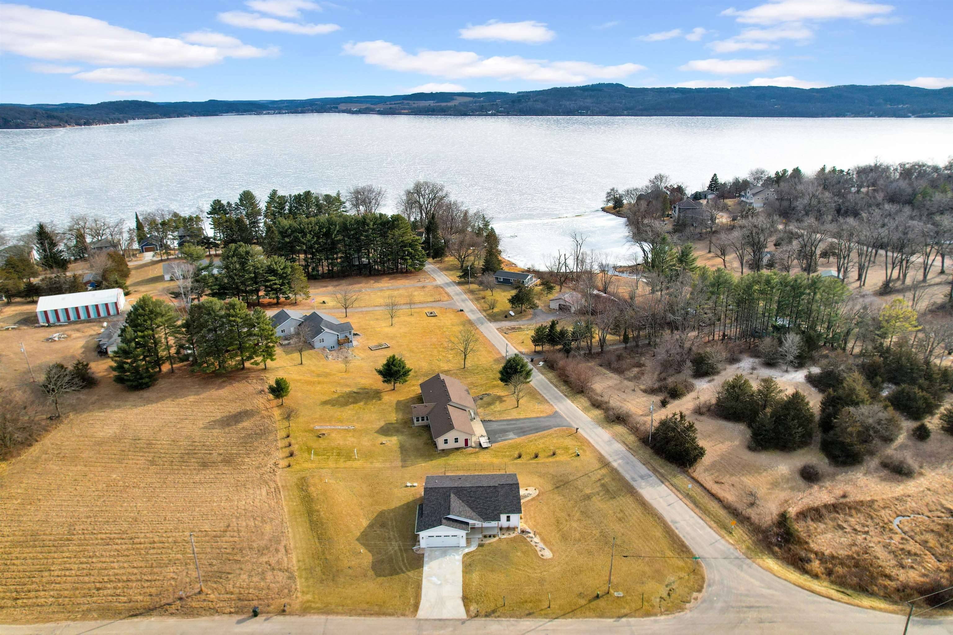 Merrimac, WI 53561,S7126 Owls Head Road