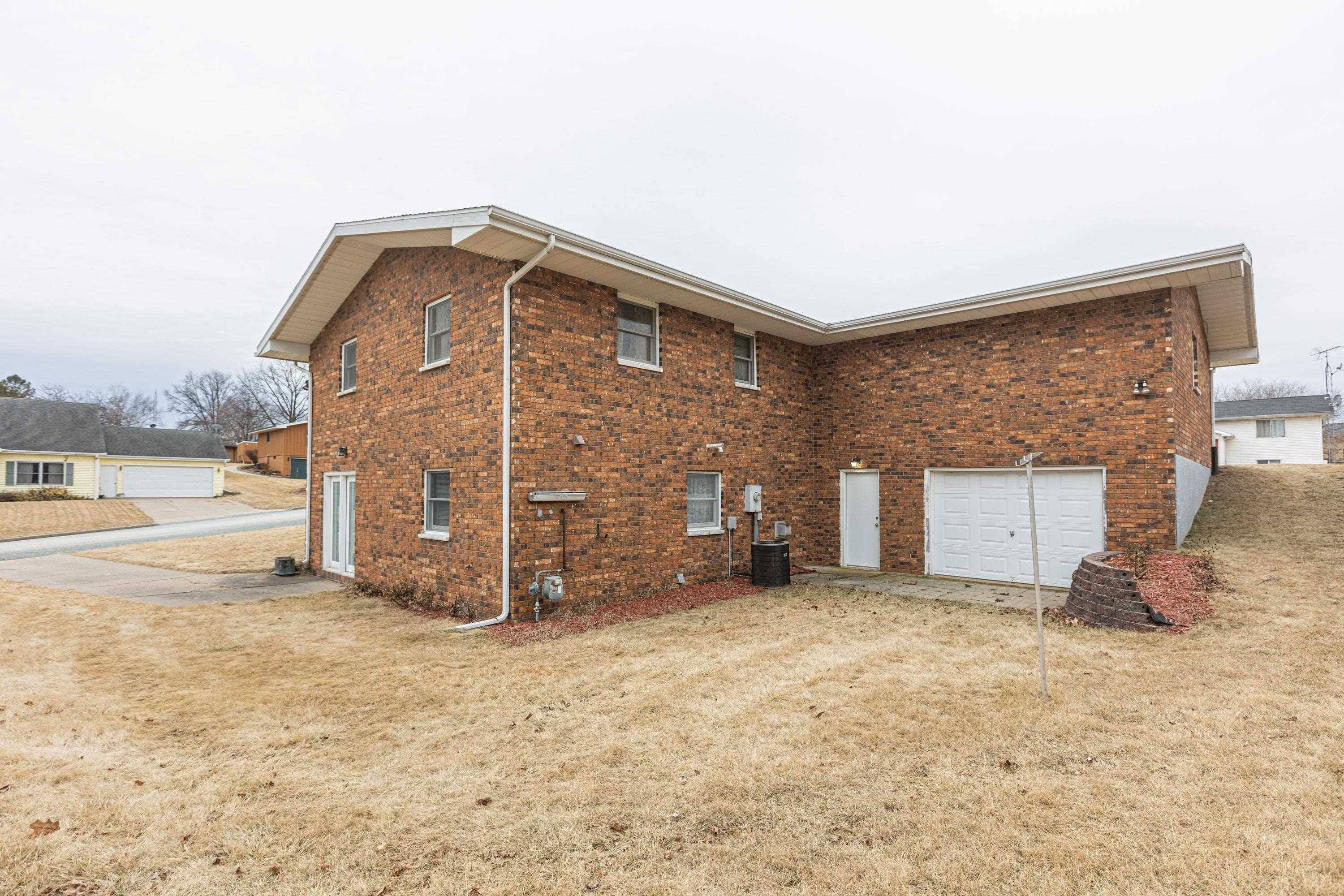 Kieler, WI 53812,3736 Spruce Street