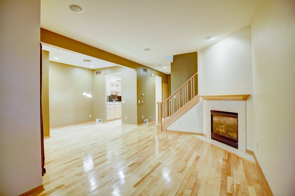 Fitchburg, WI 53711,16 Wood Brook Way