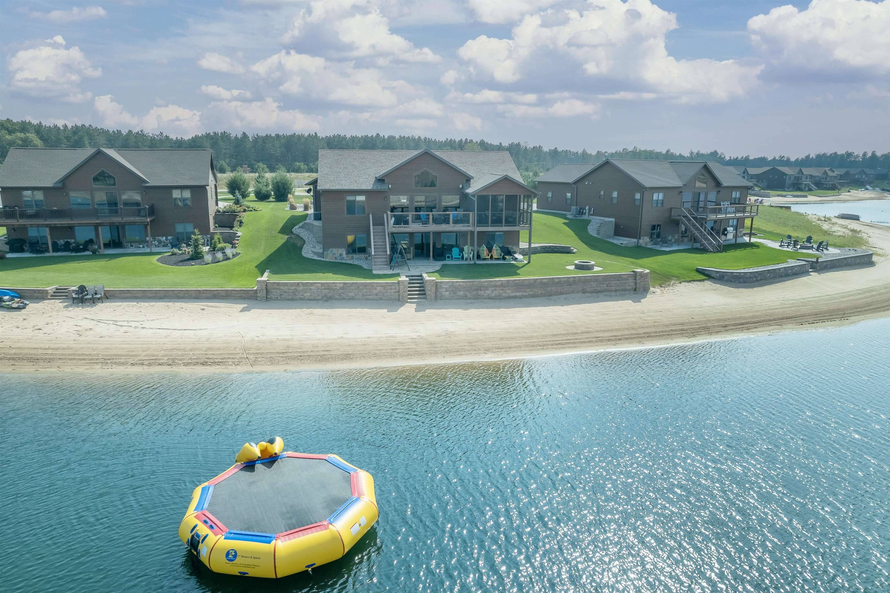 New Lisbon, WI 53950,N8532 Waterway Circle