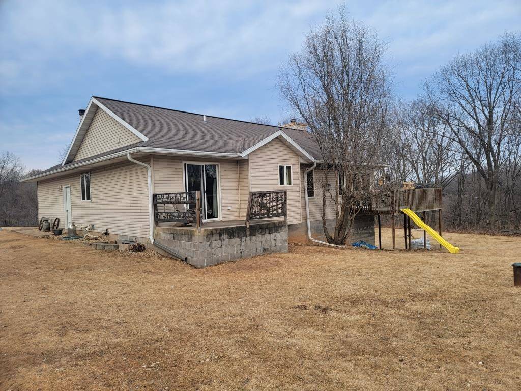 Hillpoint, WI 53937,S6570 Hillpoint Road