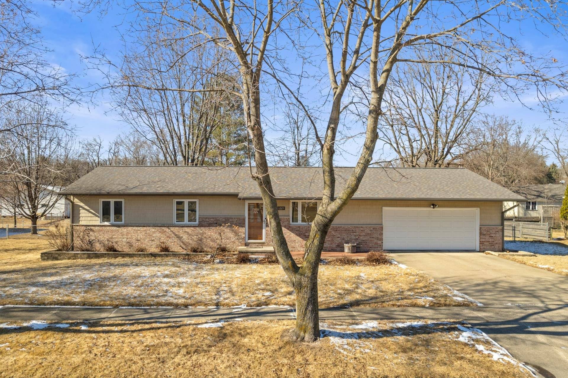 Reedsburg, WI 53959,1225 Hemlock Drive