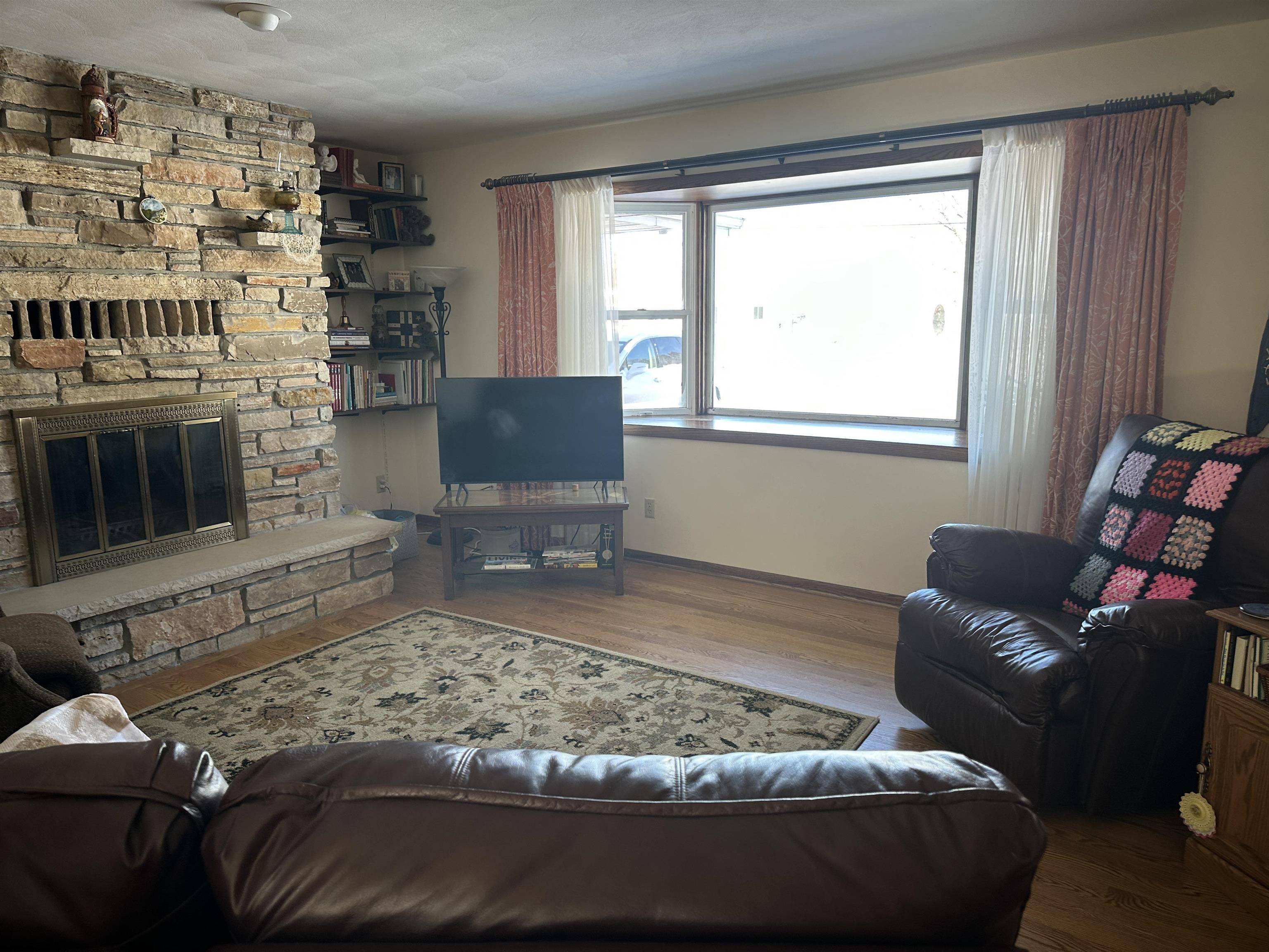 Beaver Dam, WI 53916,133 Wisconsin Street