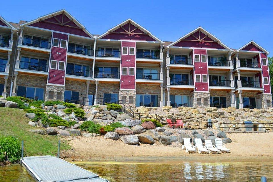 Wisconsin Dells, WI 53965,680 E Hiawatha Drive #406