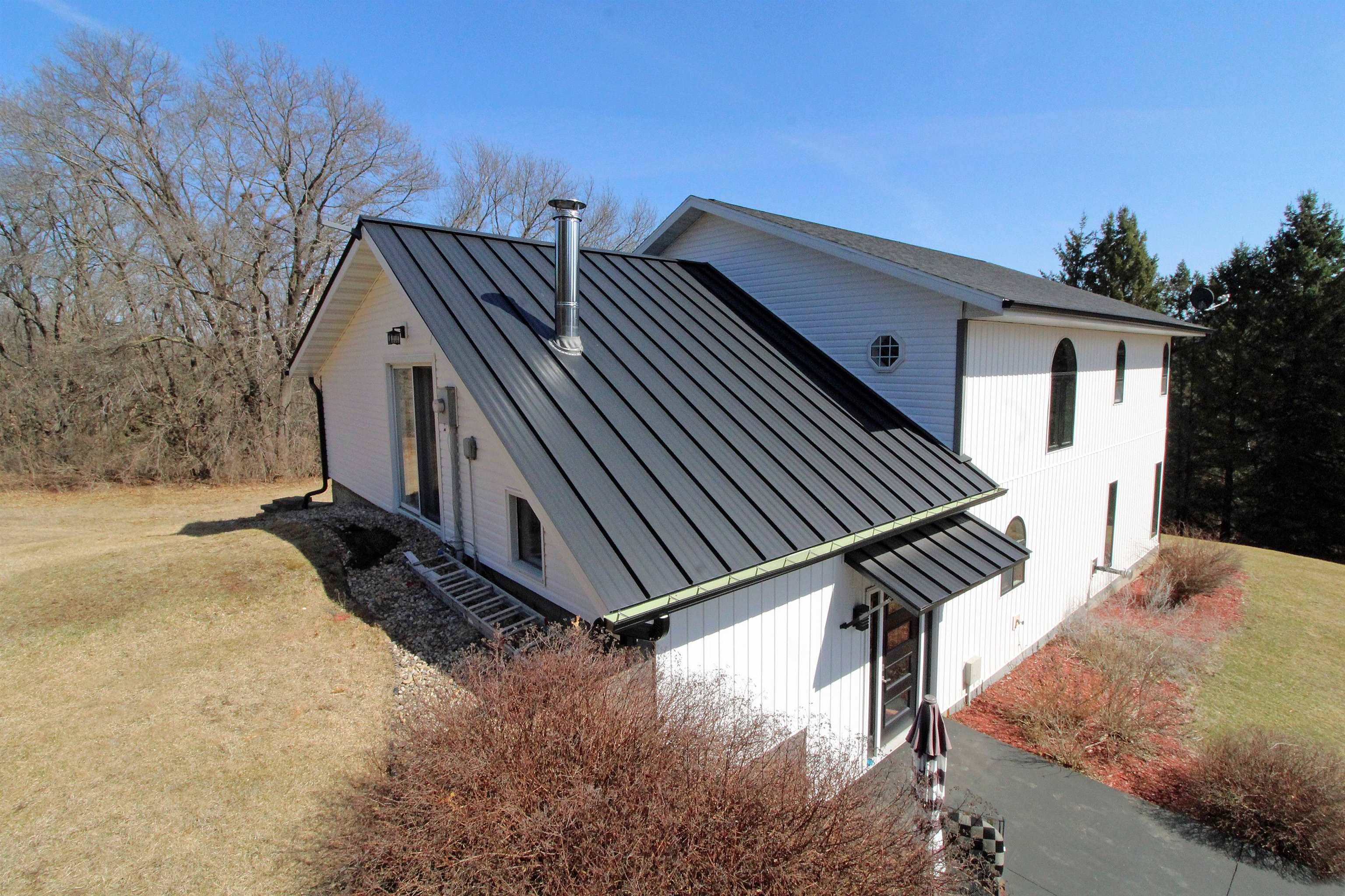 Dodgeville, WI 53533,5260 Dyreson Road