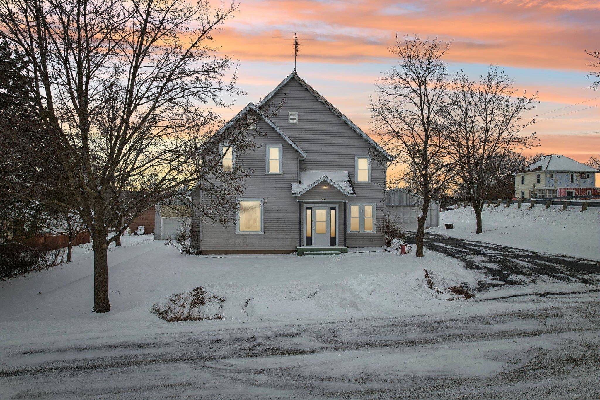 Endeavor, WI 53930,323 W Prospect Street