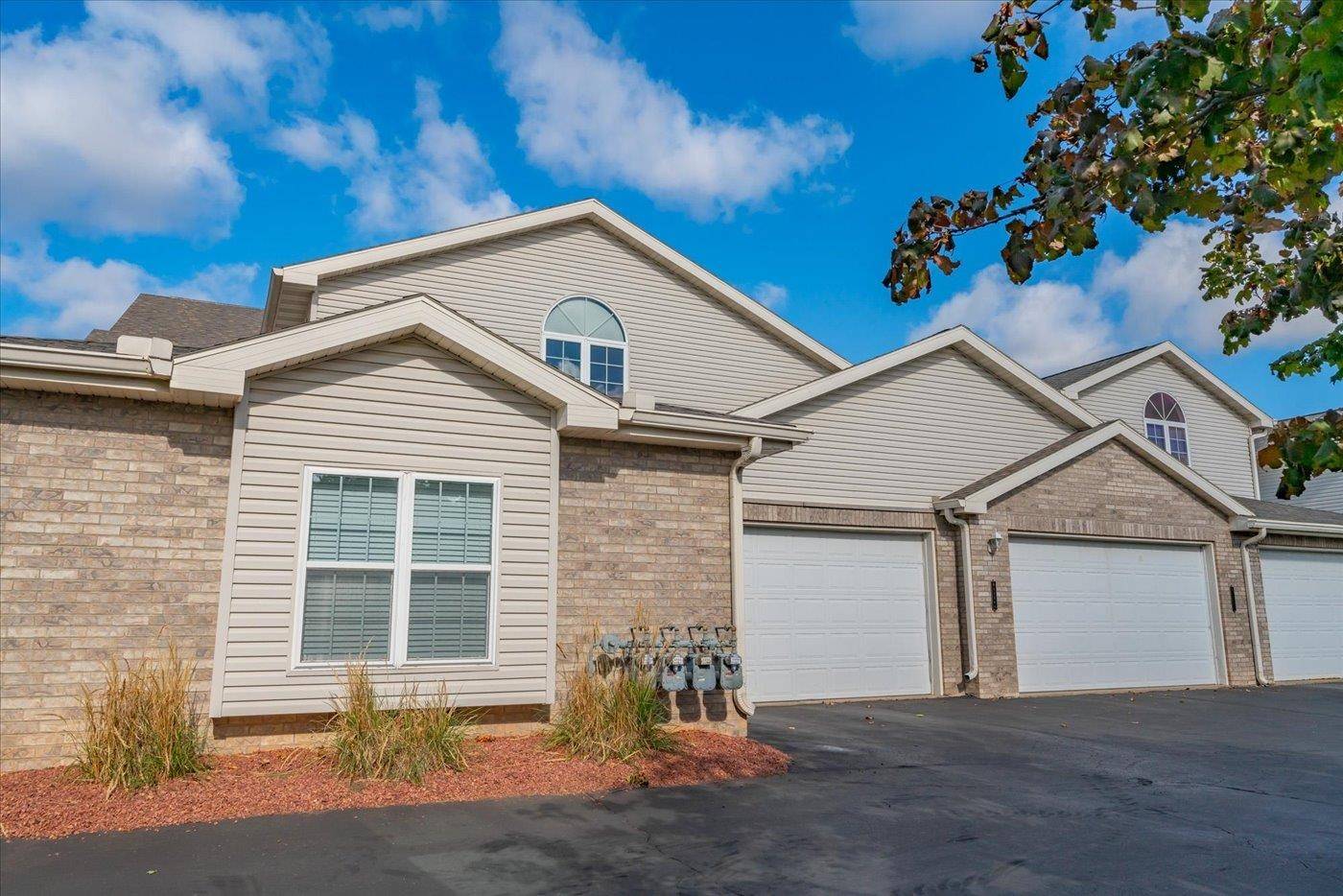 Lodi, WI 53555,W11564 Island View Court