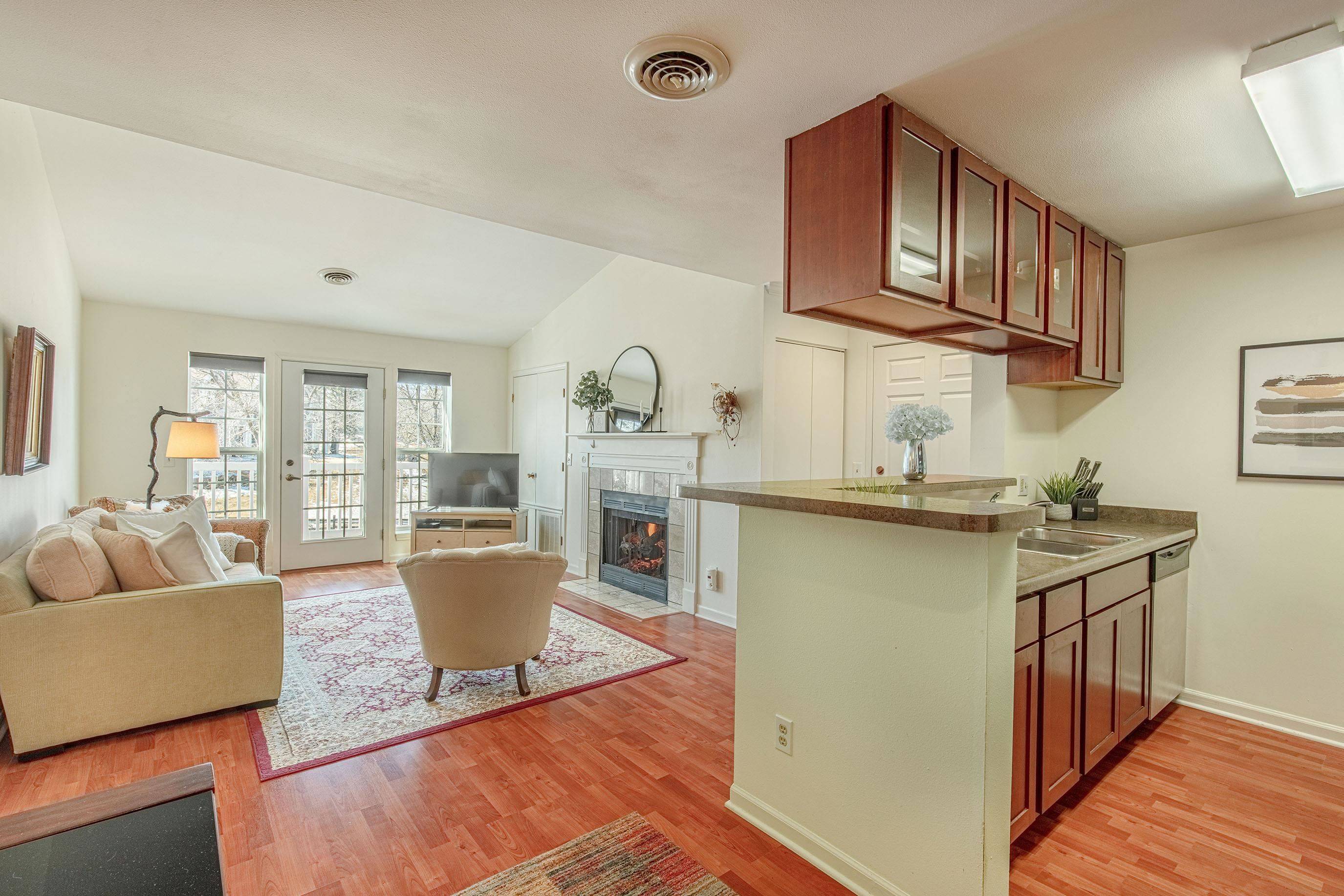 Madison, WI 53719,701 HARBOR HOUSE Drive #8