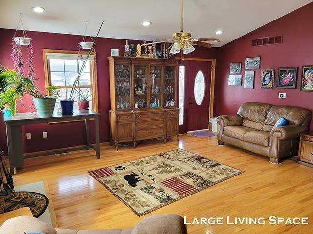 Platteville, WI 53818,400 Pioneer Road E