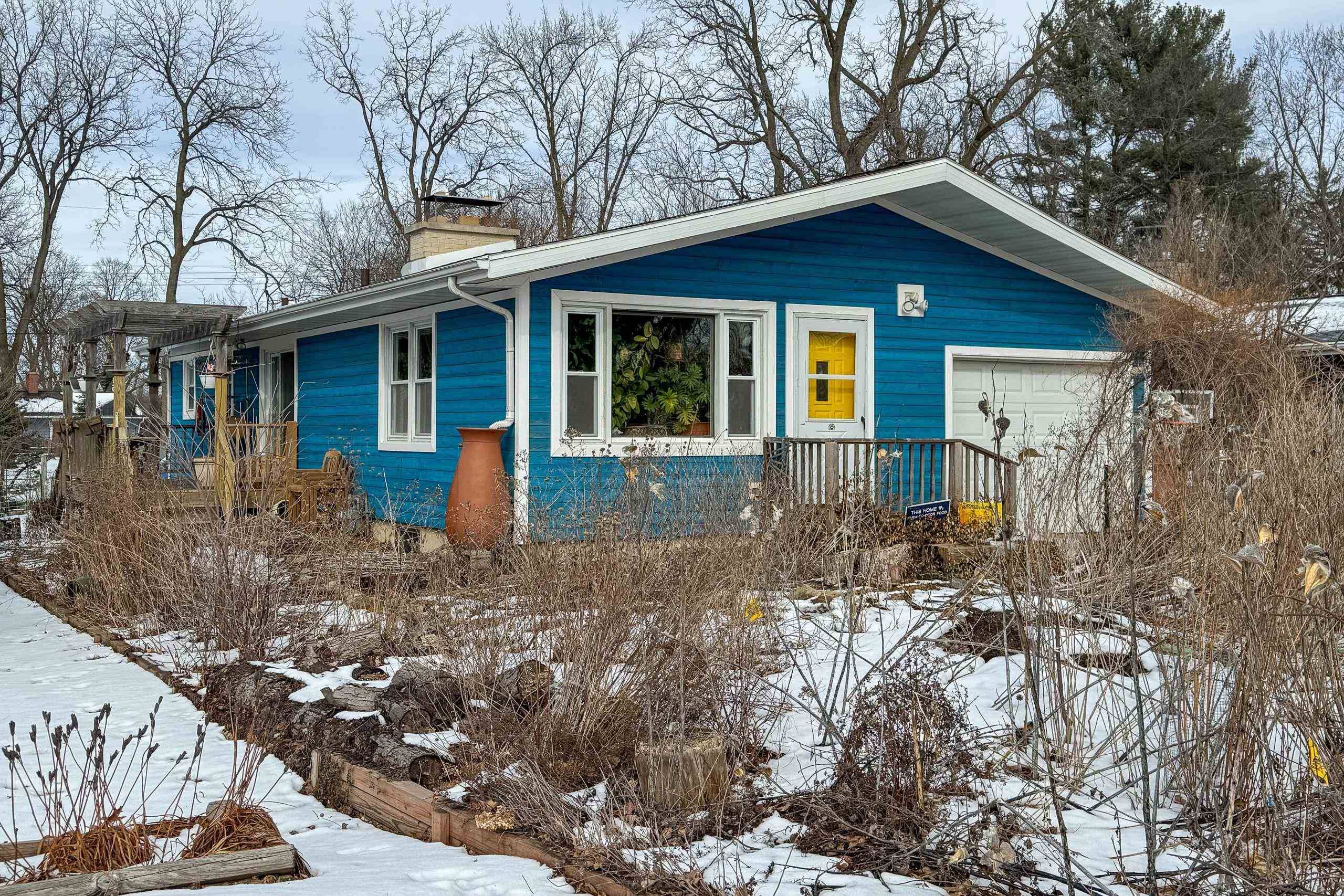 Madison, WI 53713,2206 Lake Point Drive