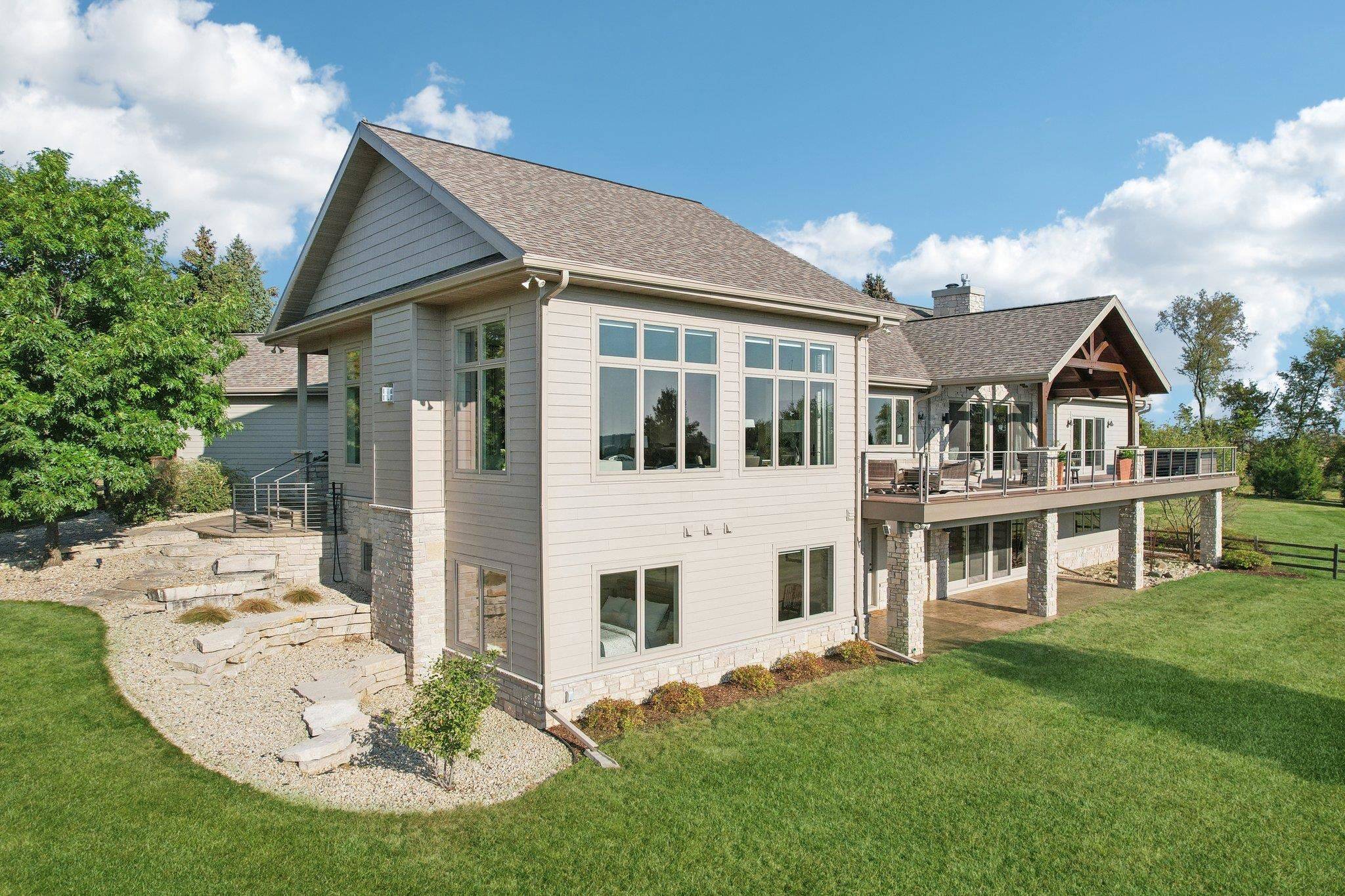 Verona, WI 53593,3386 Mound View Road