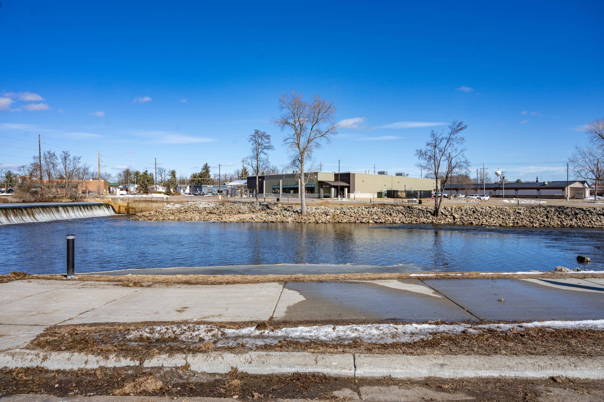 Mauston, WI 53948,70 Mill Street