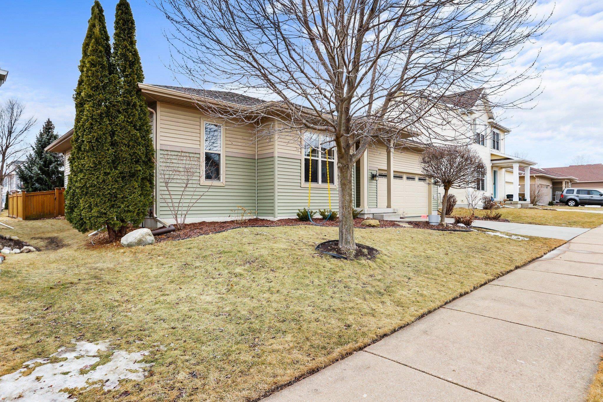 Madison, WI 53718,6915 Silver Dawn Drive