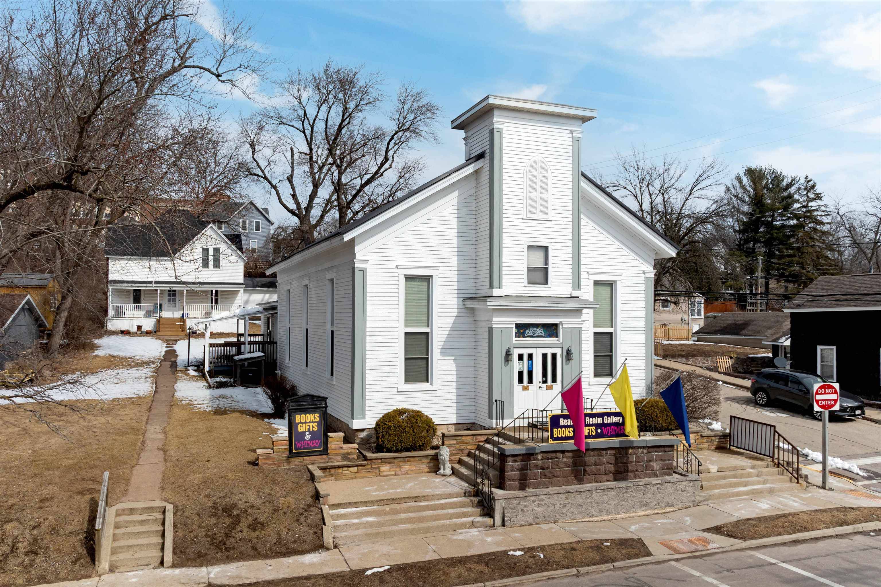 Montello, WI 53949,145/147 E Montello Street