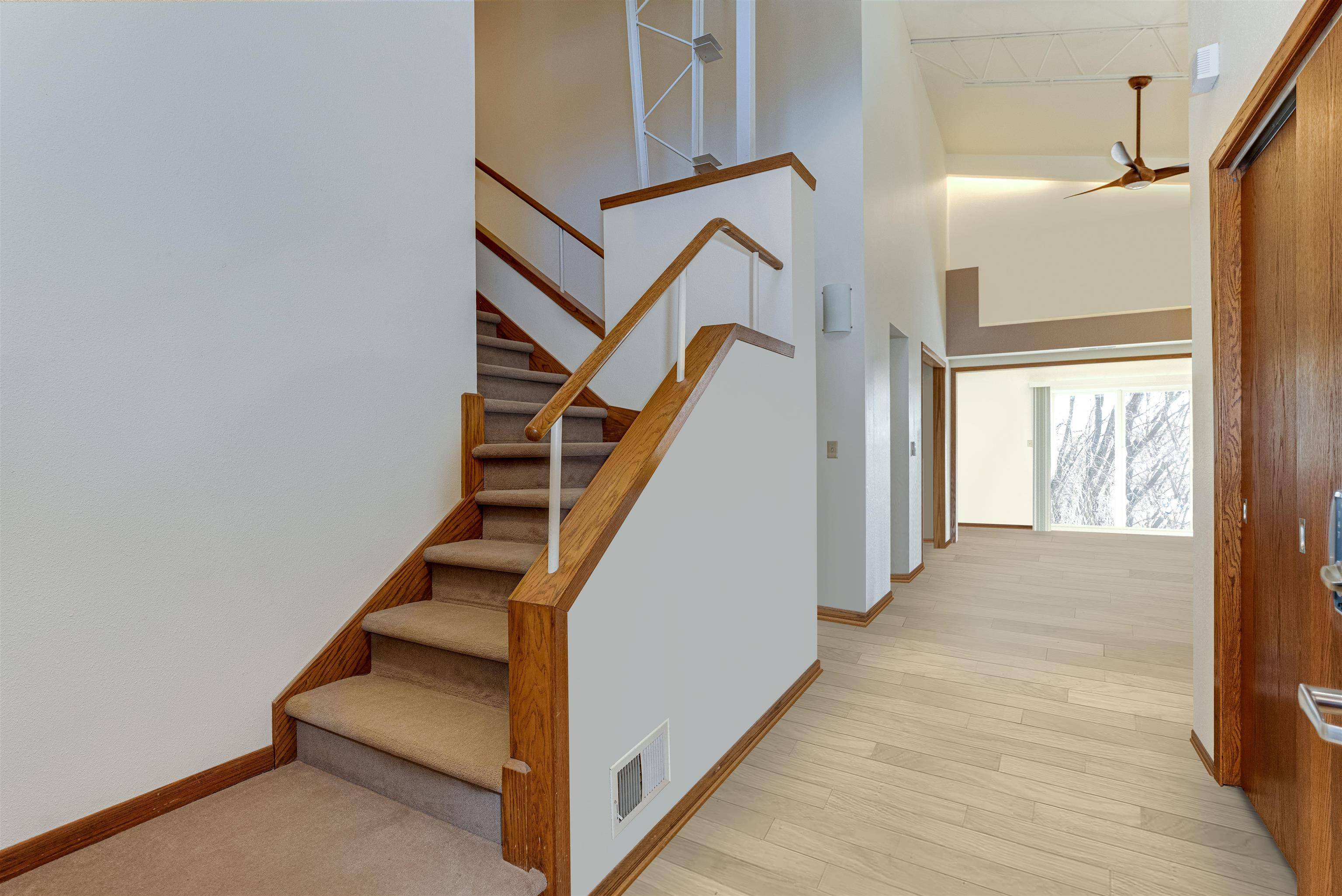 Janesville, WI 53548,5416 N County Road H #10