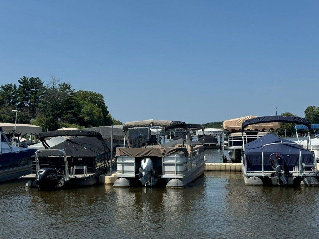 Milton, WI 53563-9621,807 E Harbor Road