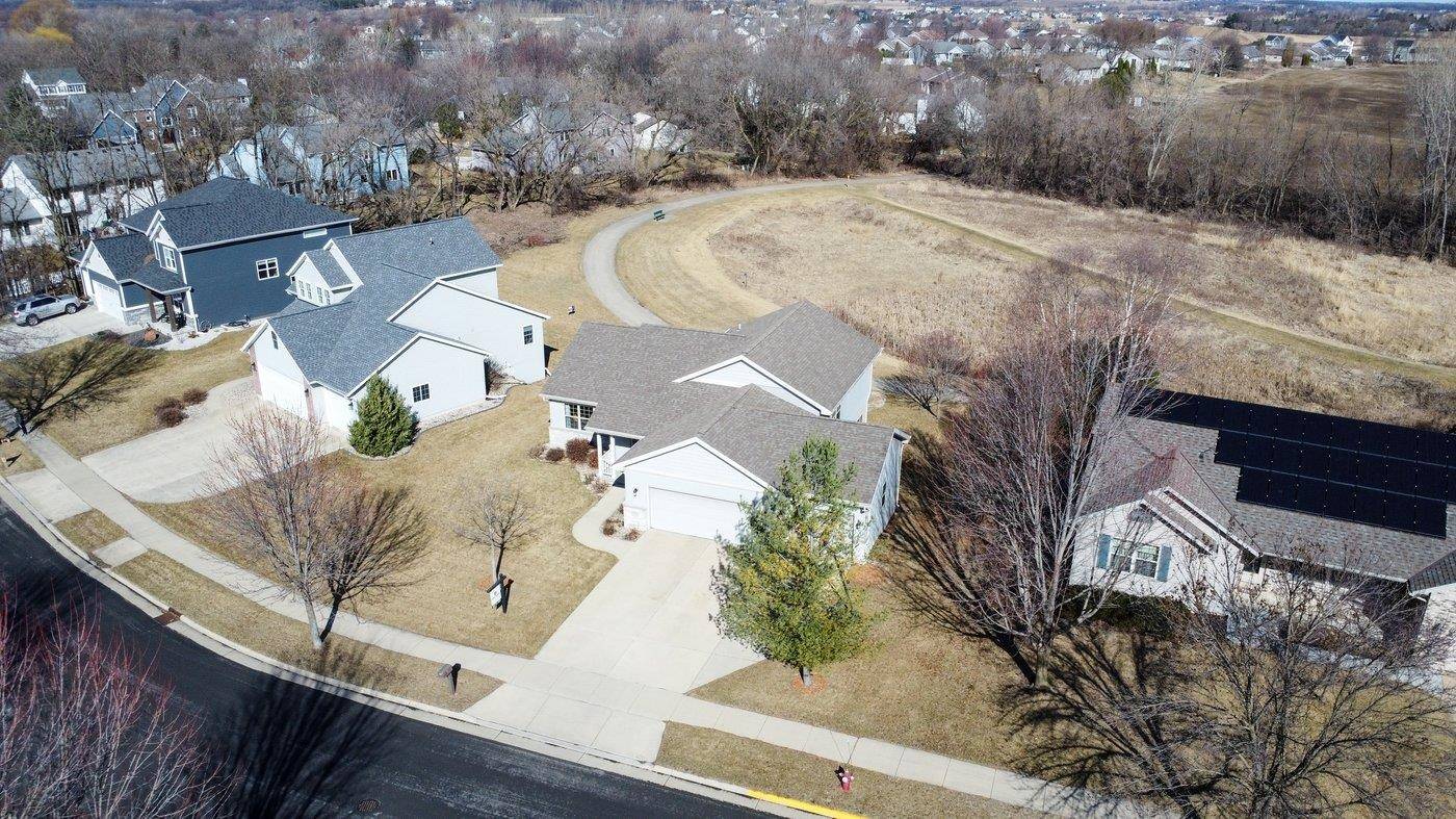 Sun Prairie, WI 53590,1566 Chadsworth Drive